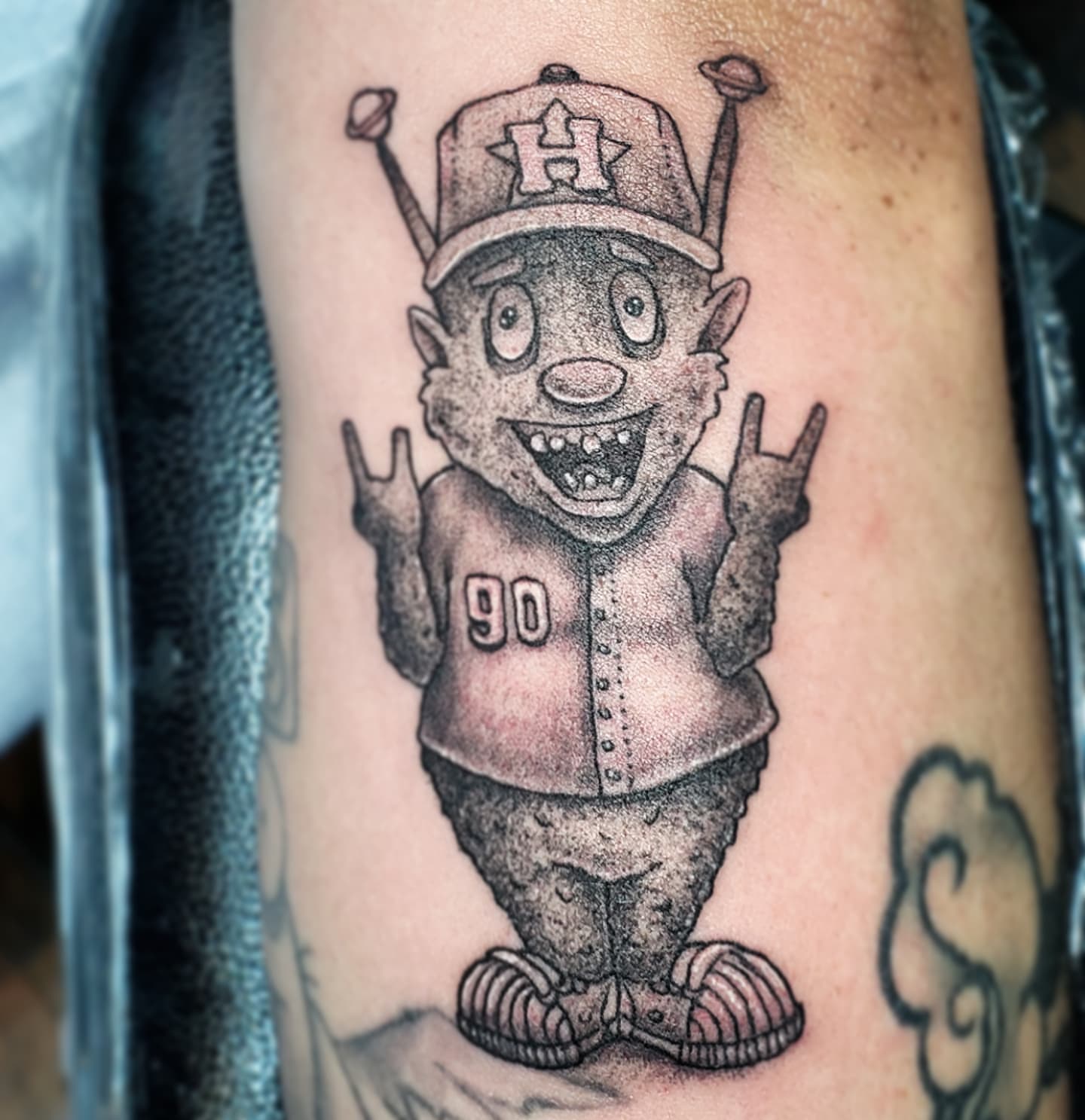 Tattoo by @moesarthouston — dotwork