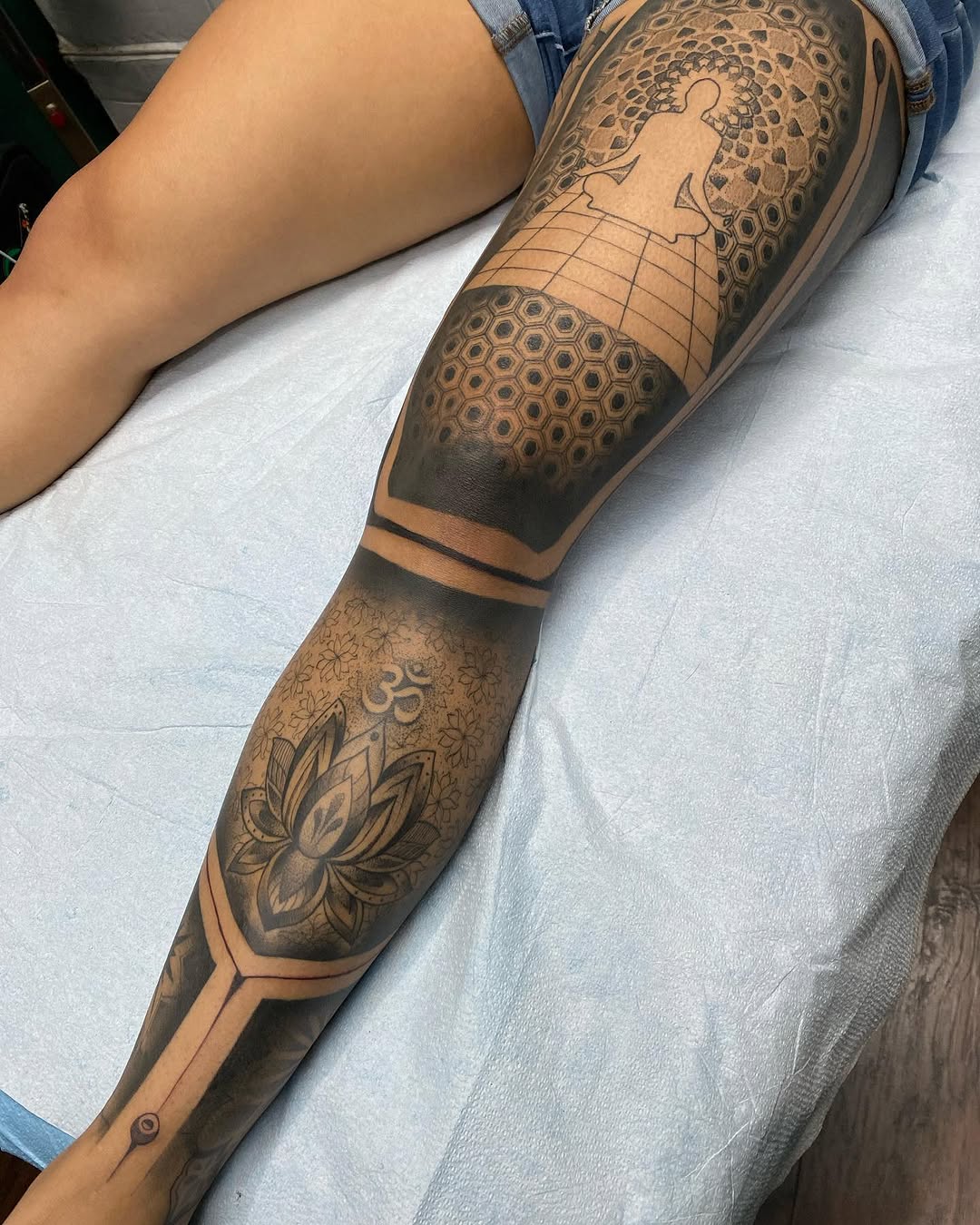 Tattoo by @tonybolony20 — black_and_grey, geometric