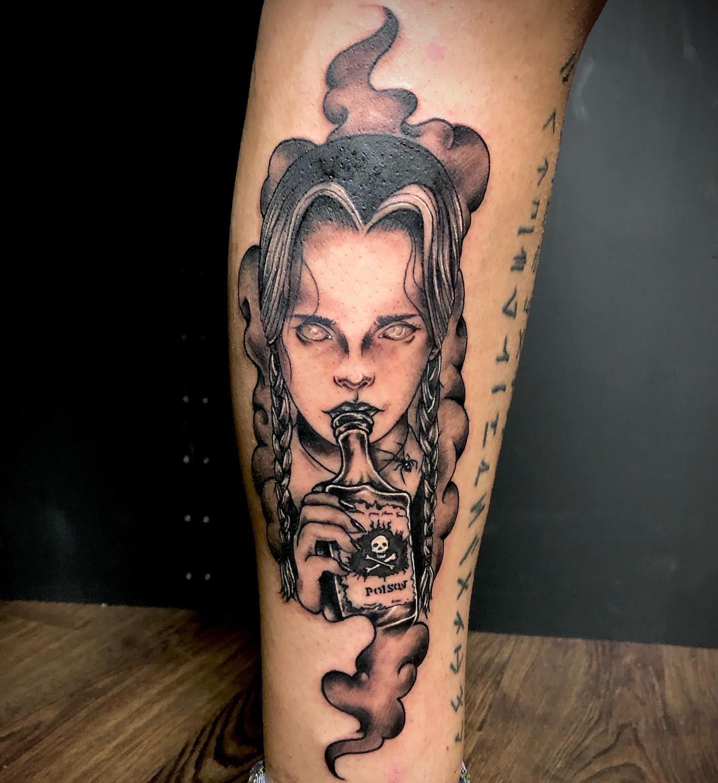 Tattoo by @gustavo.bulldogtattoo — black_and_grey, realism