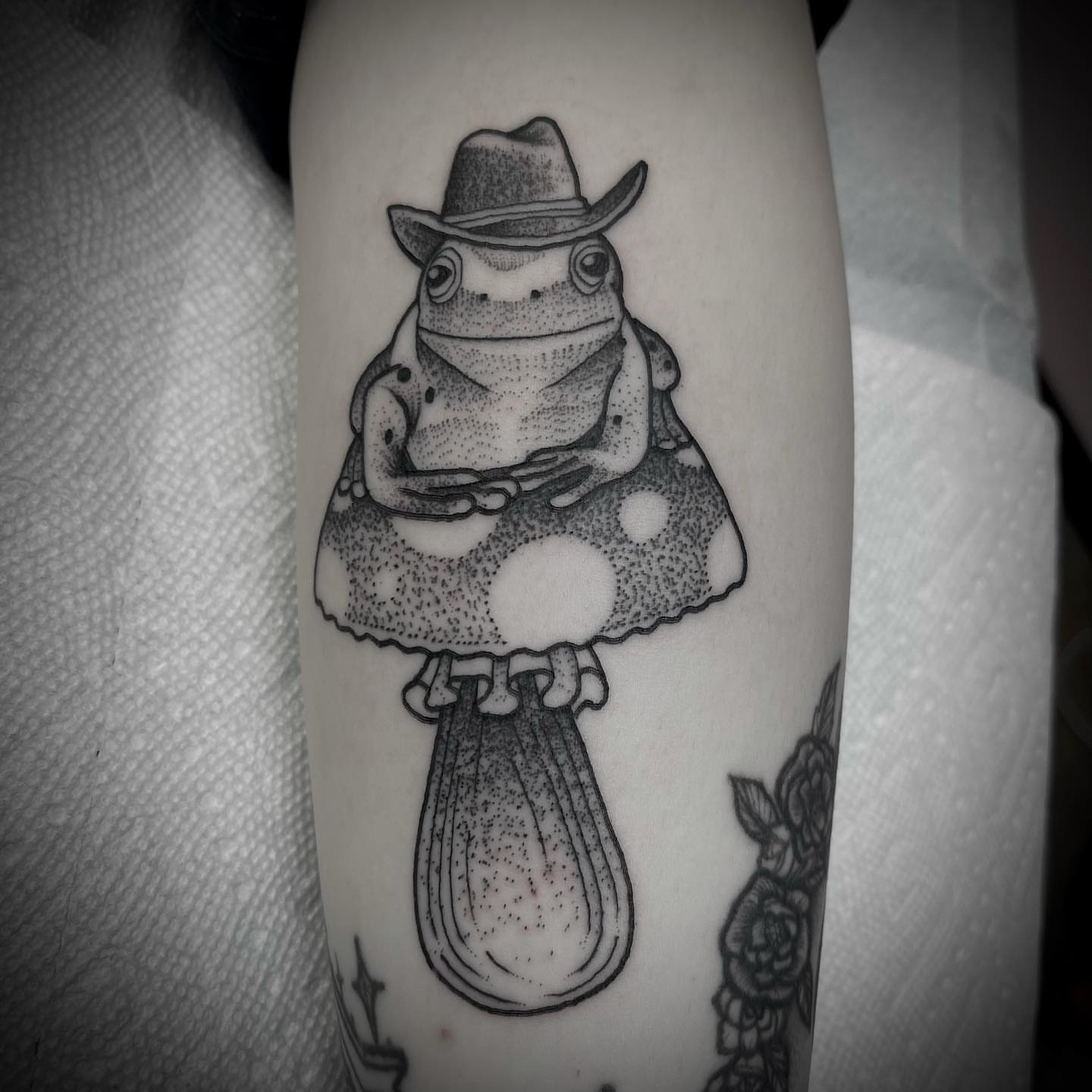 Tattoo by @jasonryantattoos — dotwork