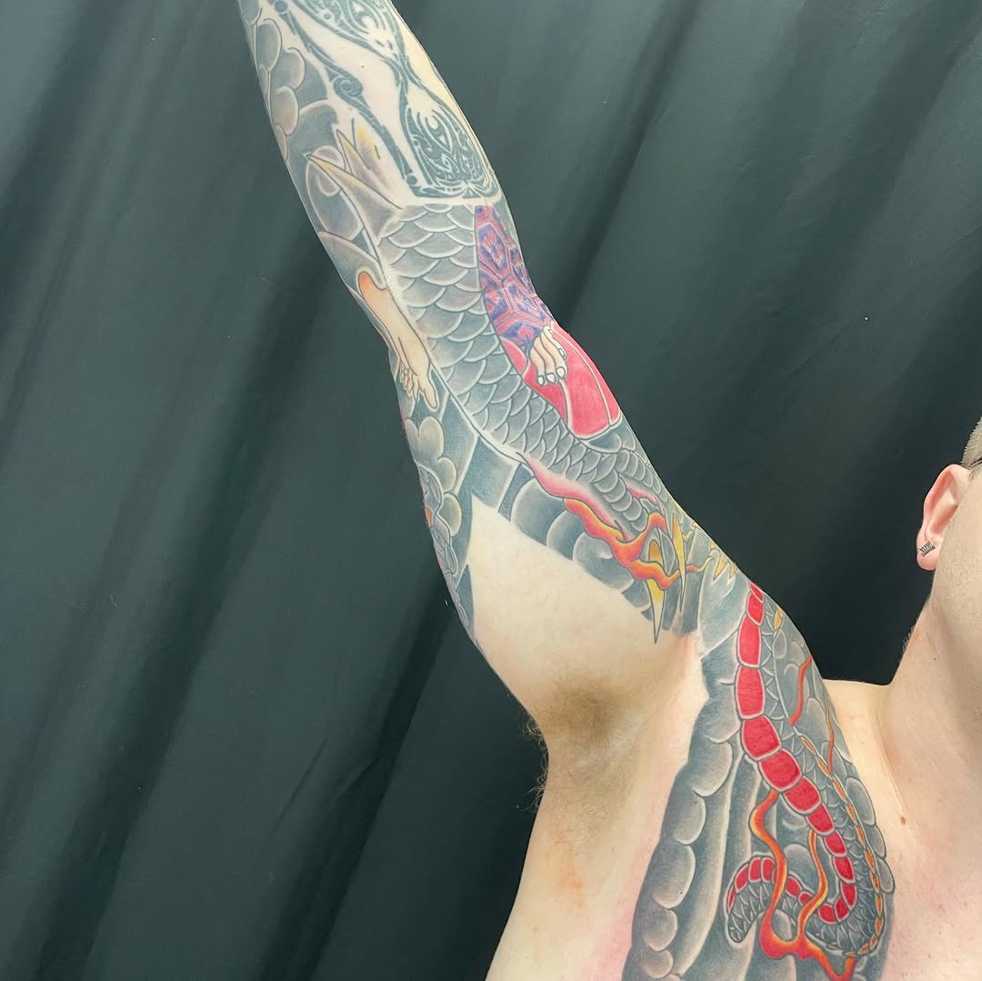 Tattoo by @ei_horimiyatattoo — japanese_irezumi, black_and_grey