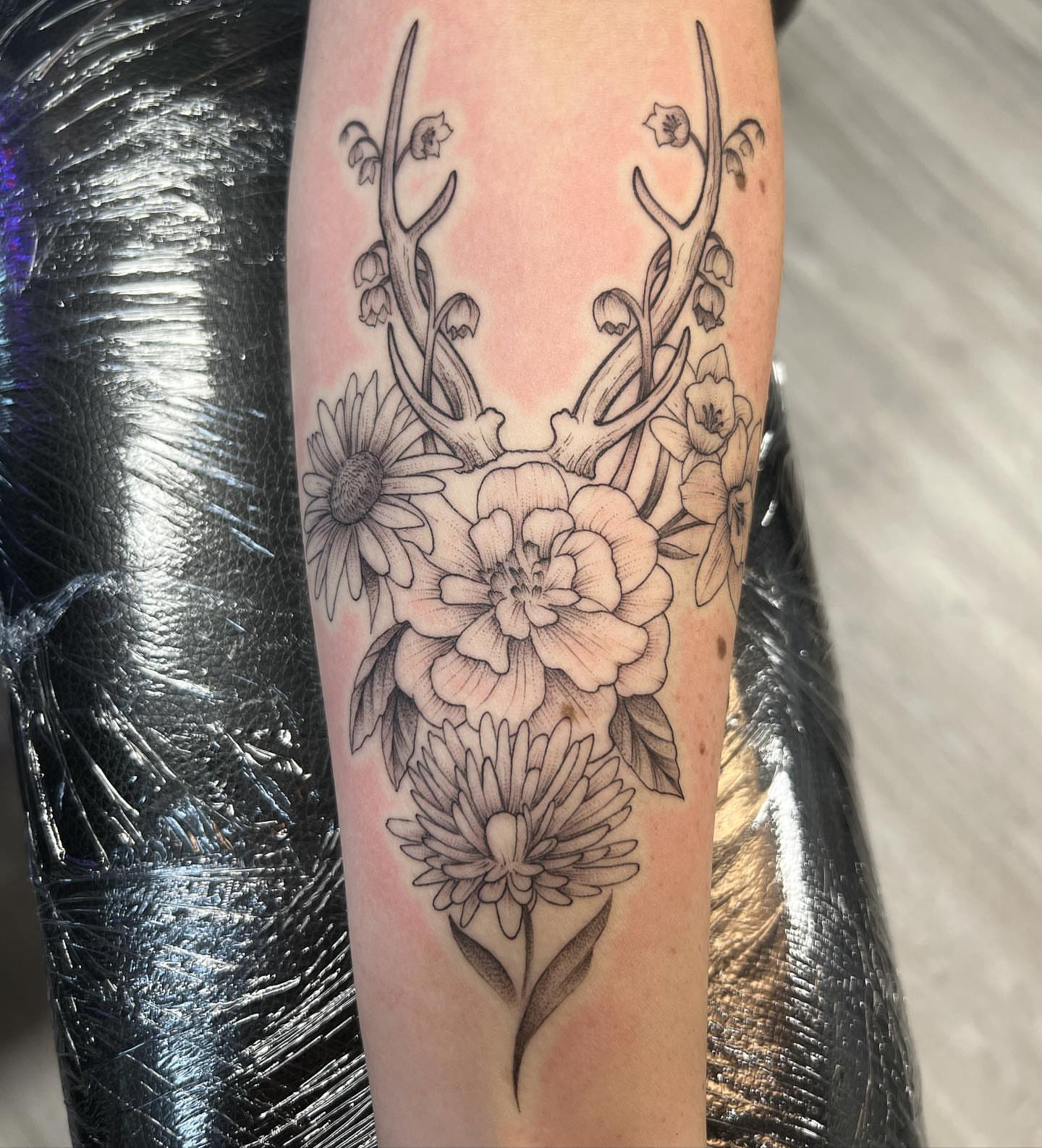 Tattoo by @onespeedtattoo — black_and_grey, realism