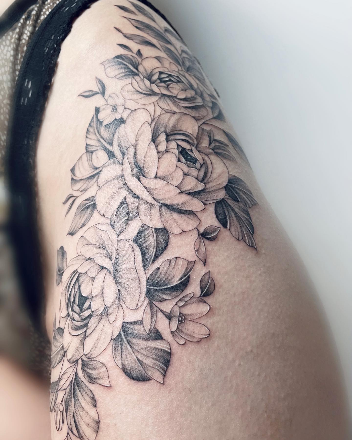 Tattoo by @tattoo__garden β black_and_grey