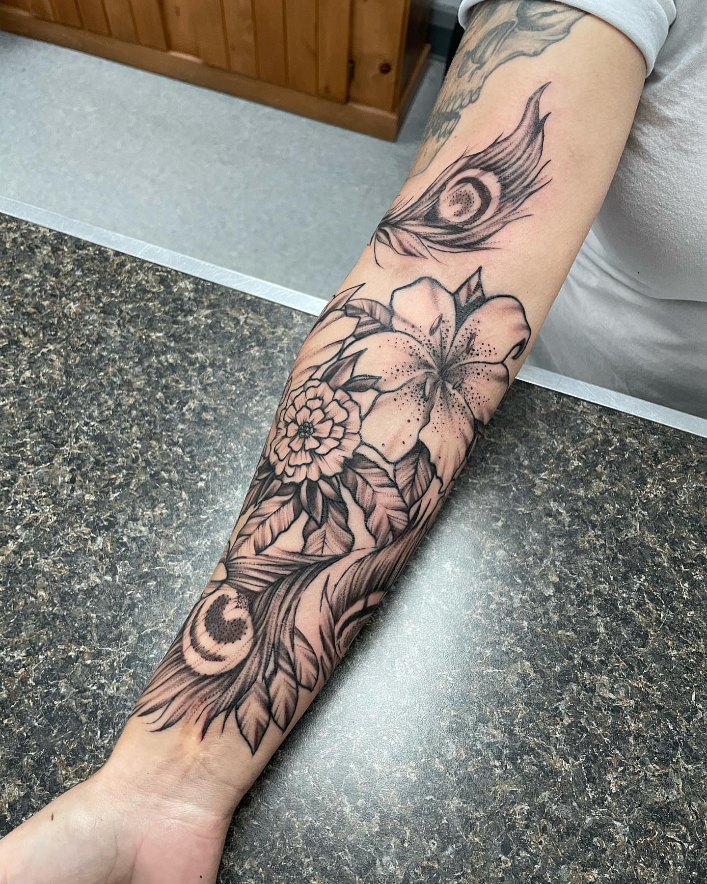 Tattoo by @candybrainink — black_and_grey