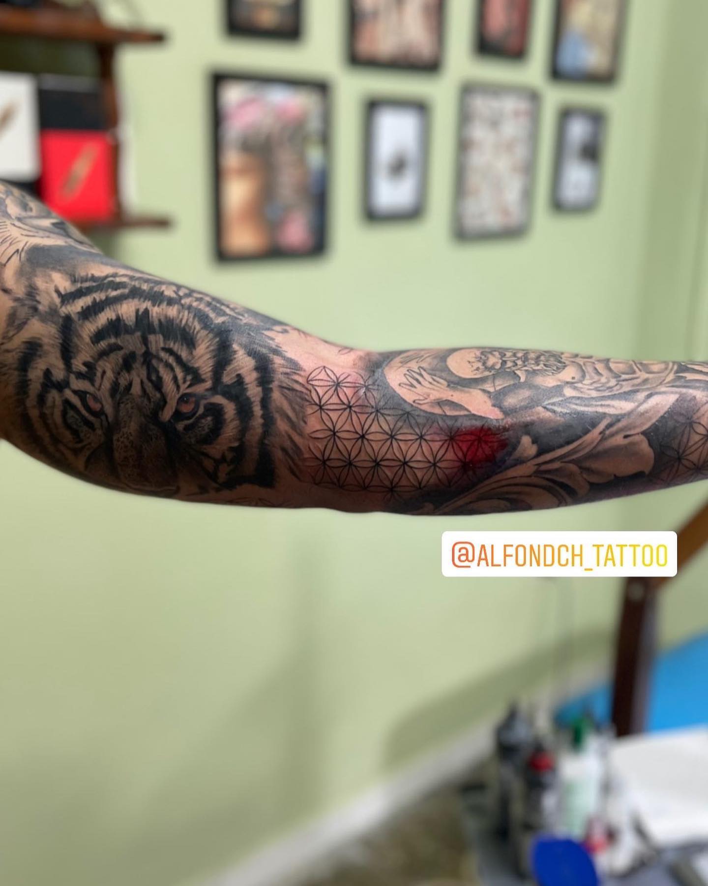 Tattoo by @alfontattoo_ink — black_and_grey, realism