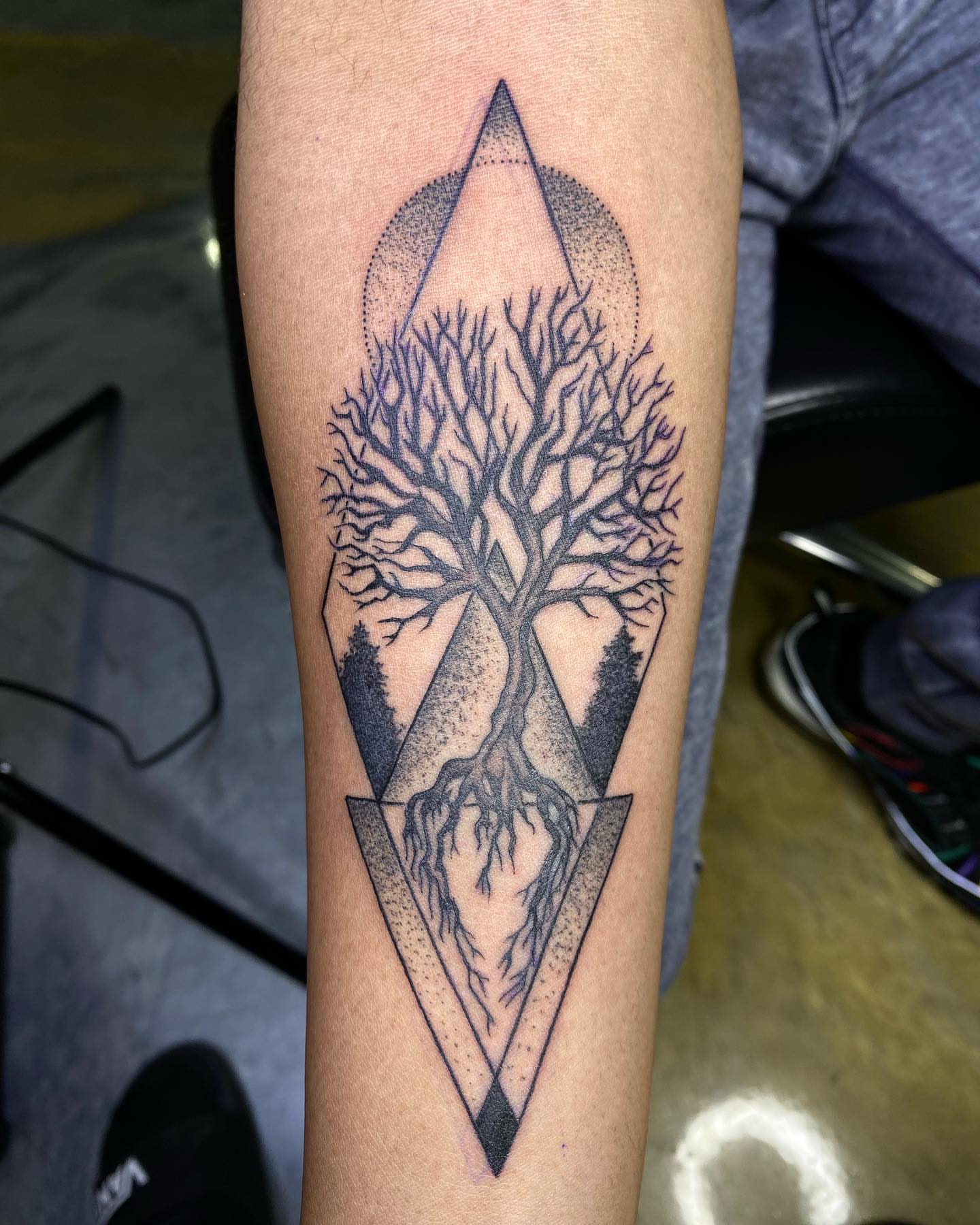 Tattoo by @resnink โ dotwork, geometric