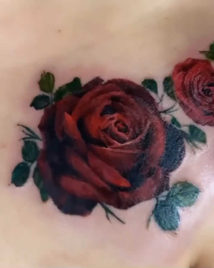 Roses realism tattoo by ArteDeCecil