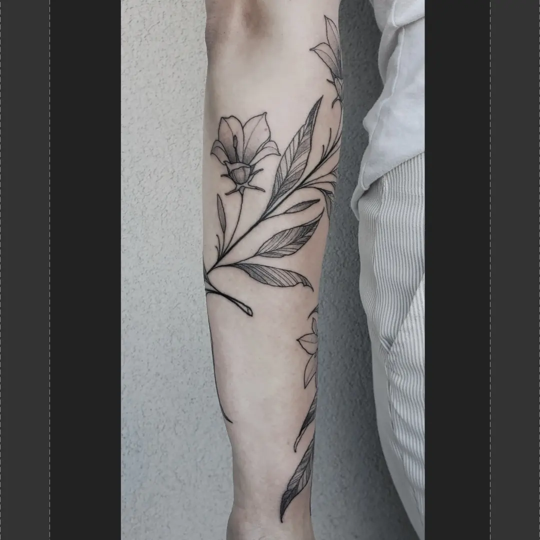 Tattoo by @rexroxwell — black_and_grey