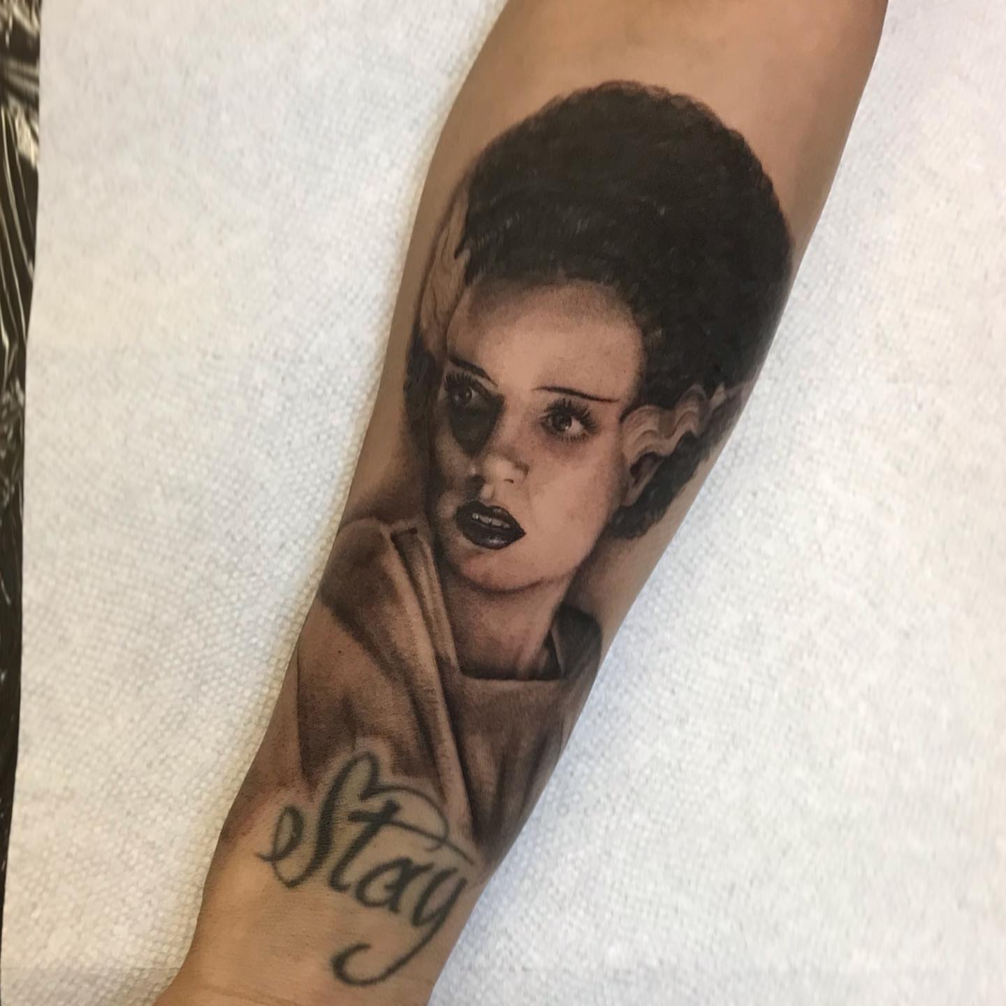 Woman realism tattoo on the forearm by Elaine Nerowski ☾