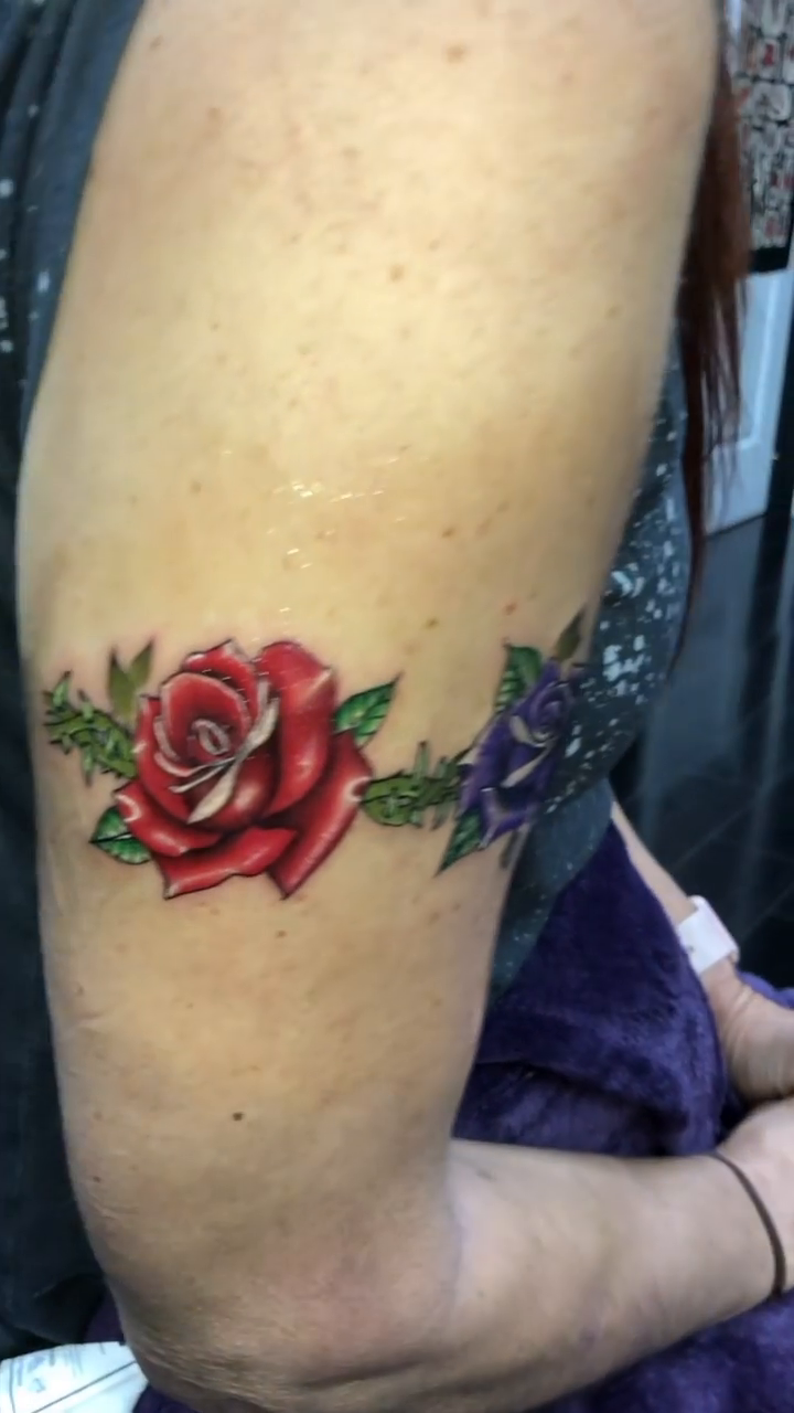 Roses and vine neo-traditional tattoo by Tattoos by Rey G.