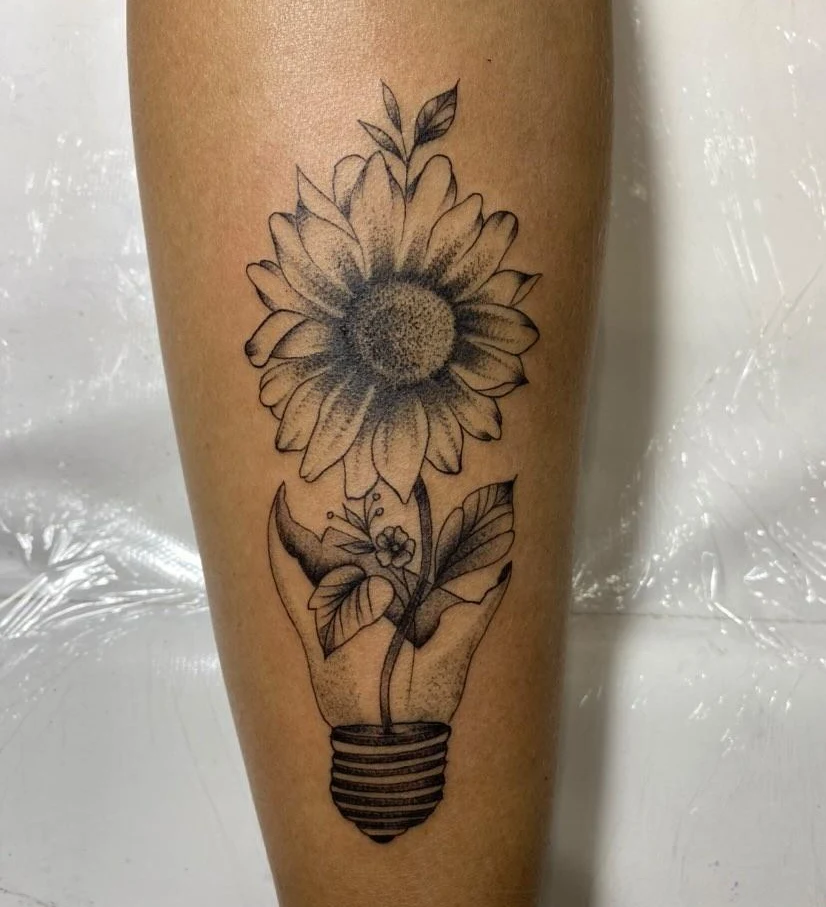 Tattoo by @sdtatoo — dotwork