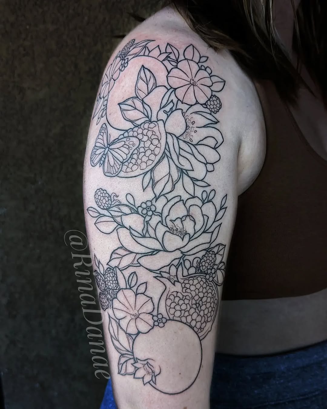 Tattoo by @rinadanae_tattoos — fine_line