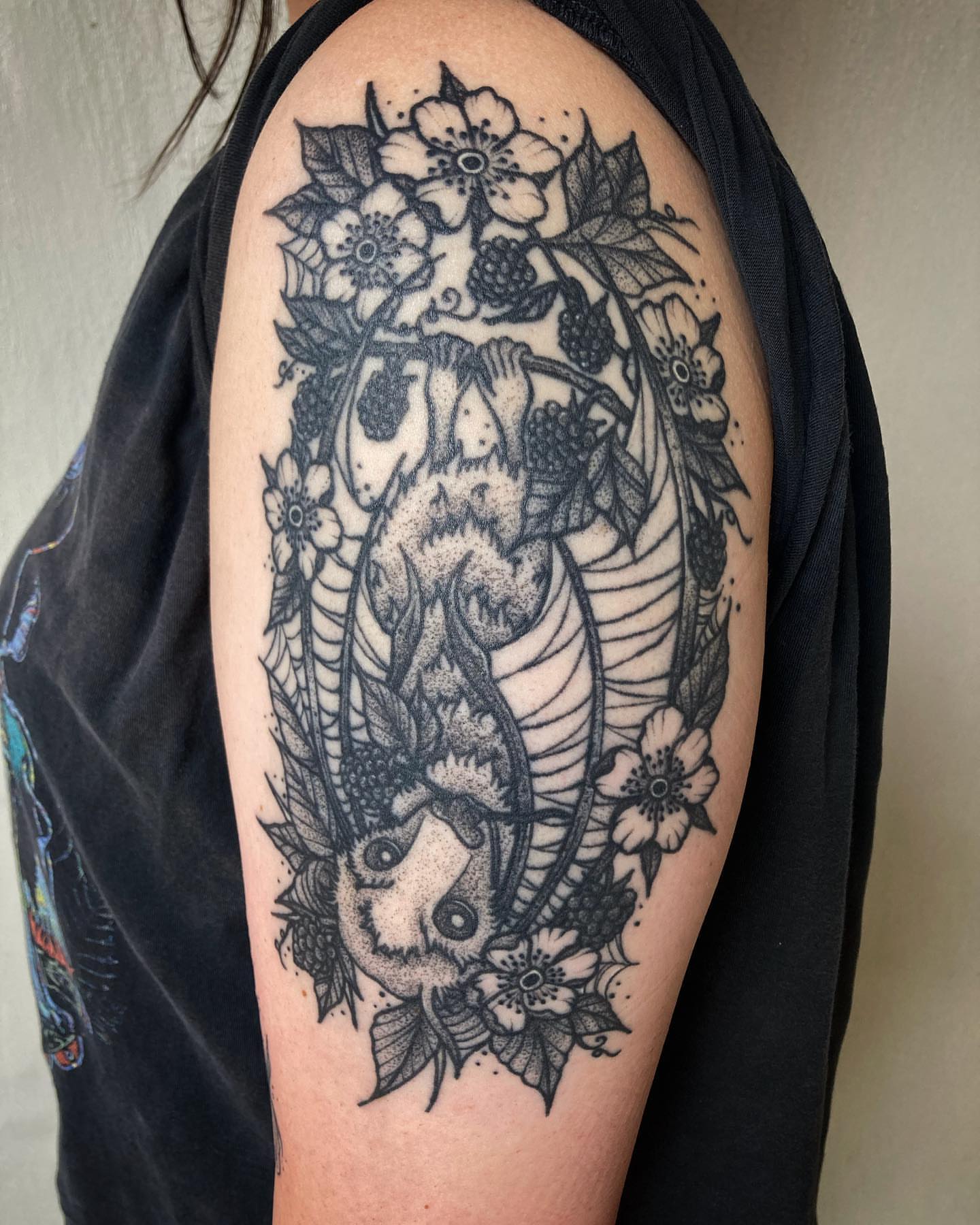 Skull and flowers dotwork tattoo on the shoulder by โจ๐๐๐ฑ๐ฑ๐ฌ๐ฌ๐ฐ ๐๐ถ ๐๐ฏ๐ฆ๐ซโจ