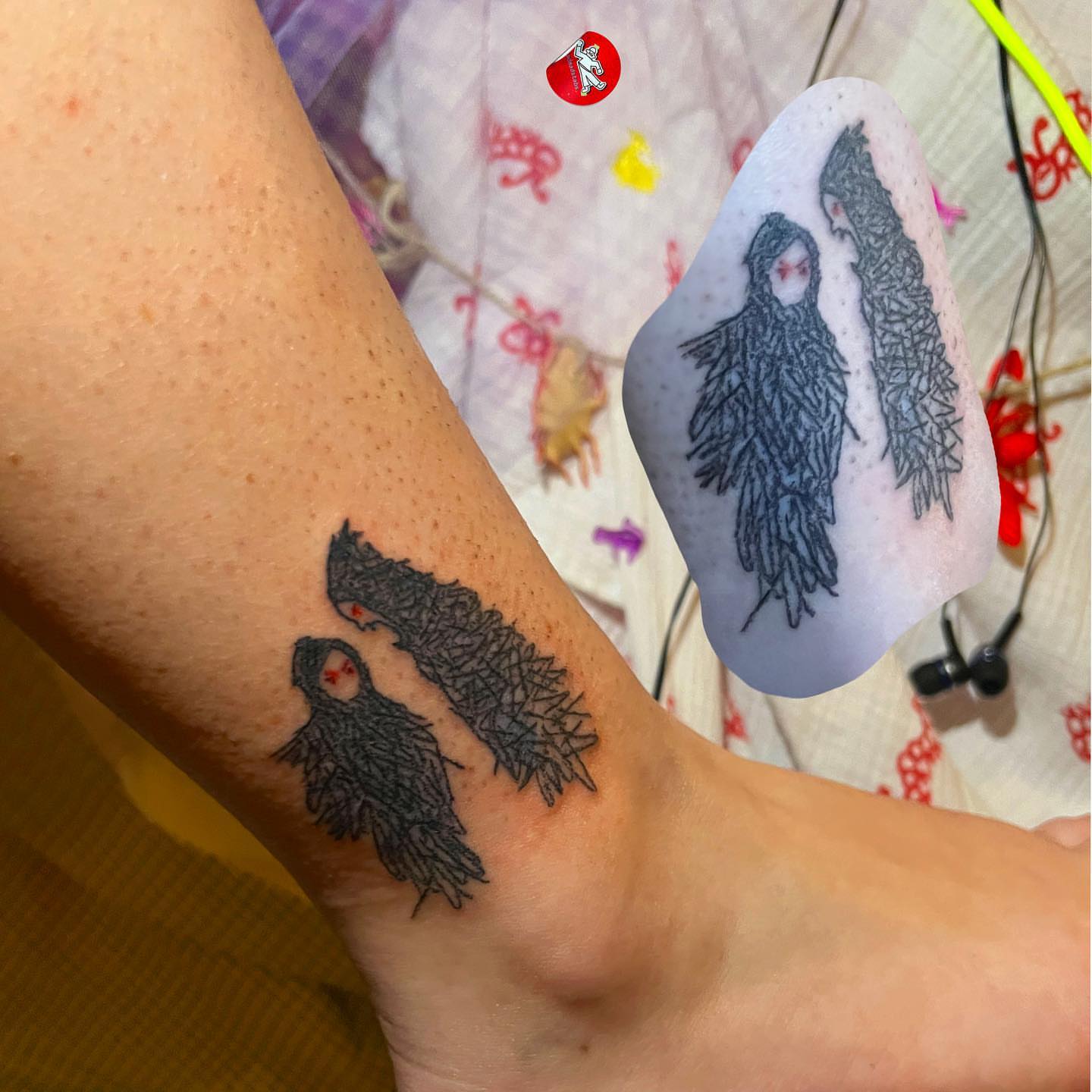 Birds black and grey tattoo on the foot by mars