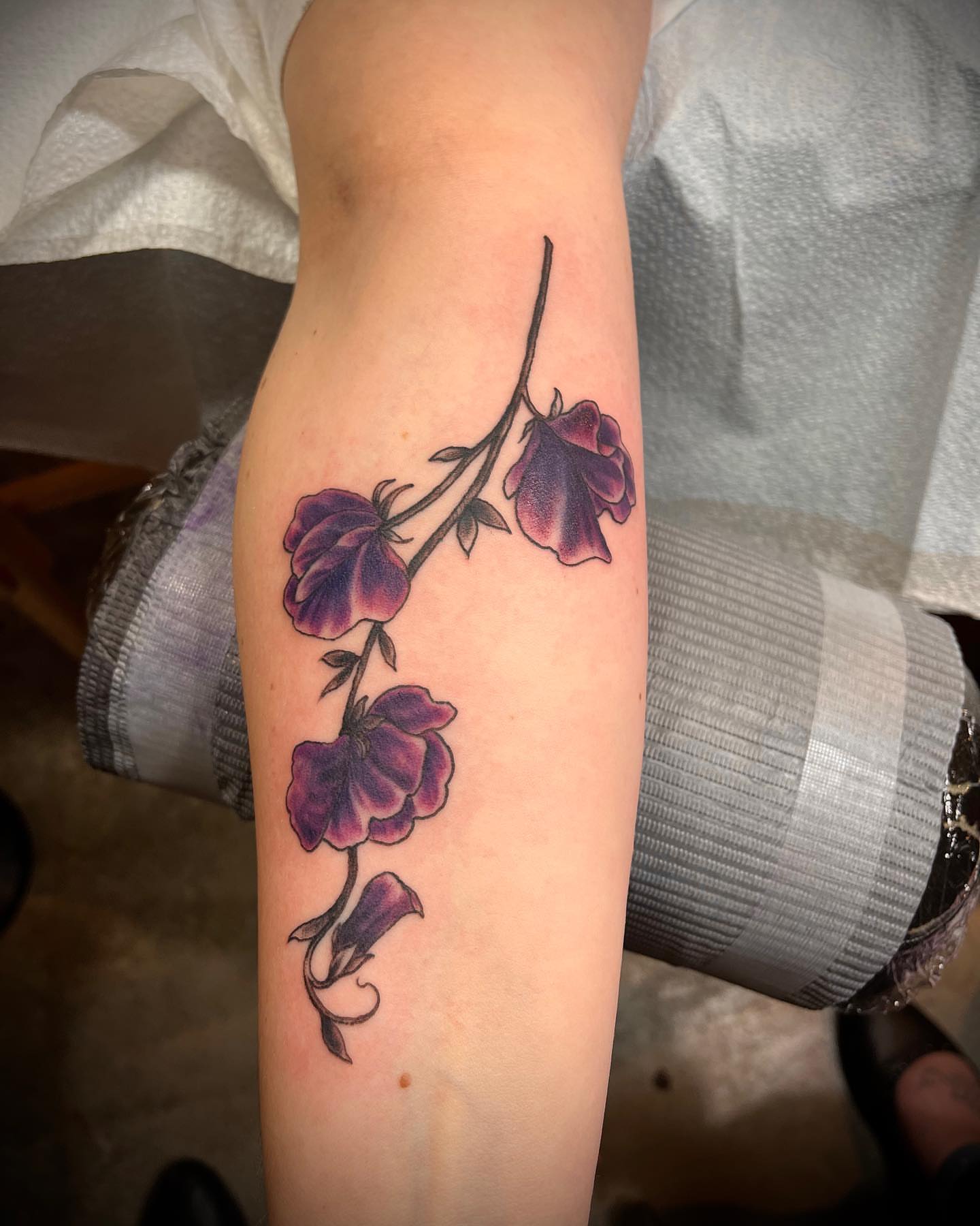 Tattoo by @tattoosbyanna — realism