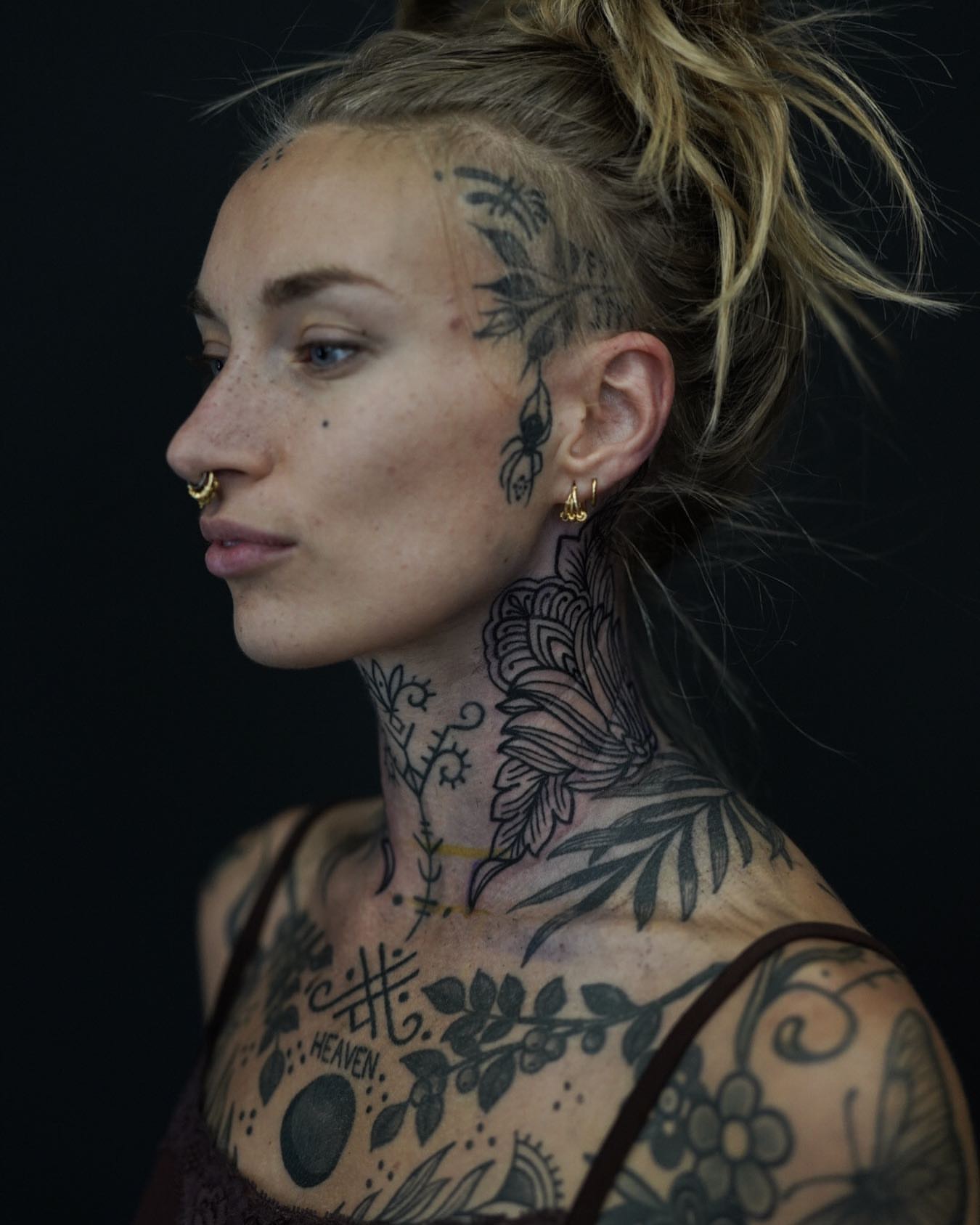 Floral and botanical black and grey tattoo on the neck by Oliver kenton, San Diego, California