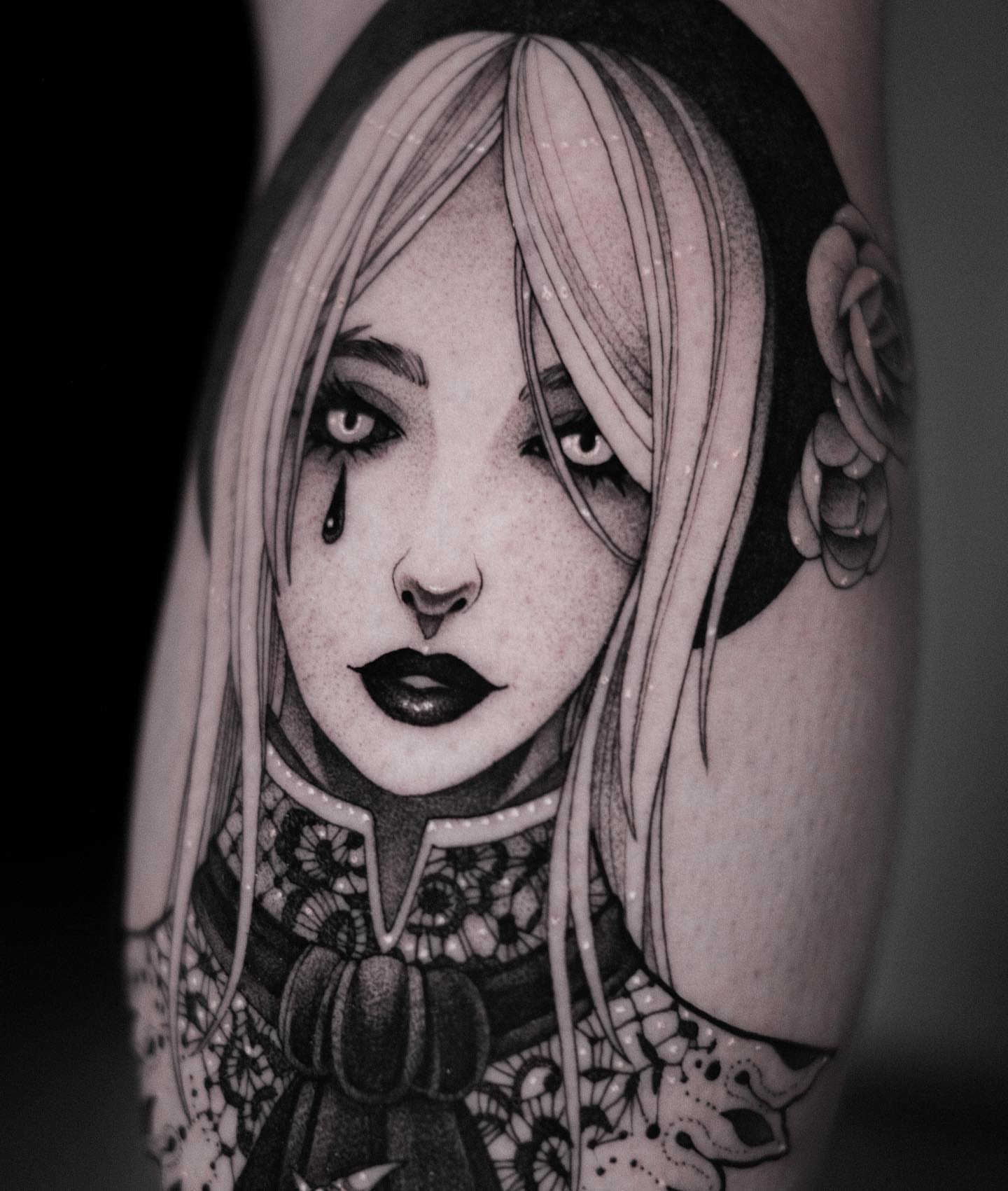 Tattoo by @lina.lcfr — realism, dotwork