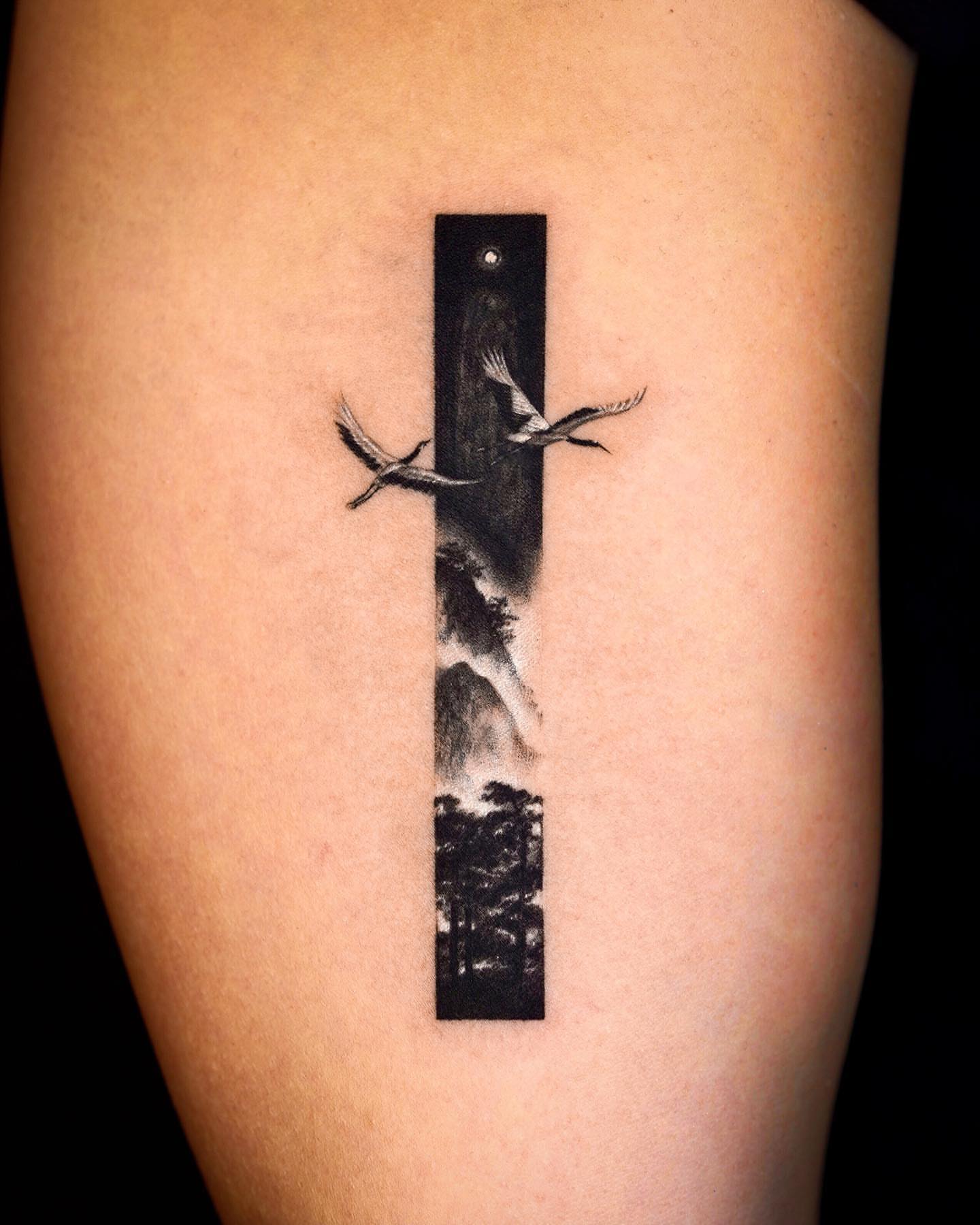 Birds flying realism tattoo on the thigh by Rizn