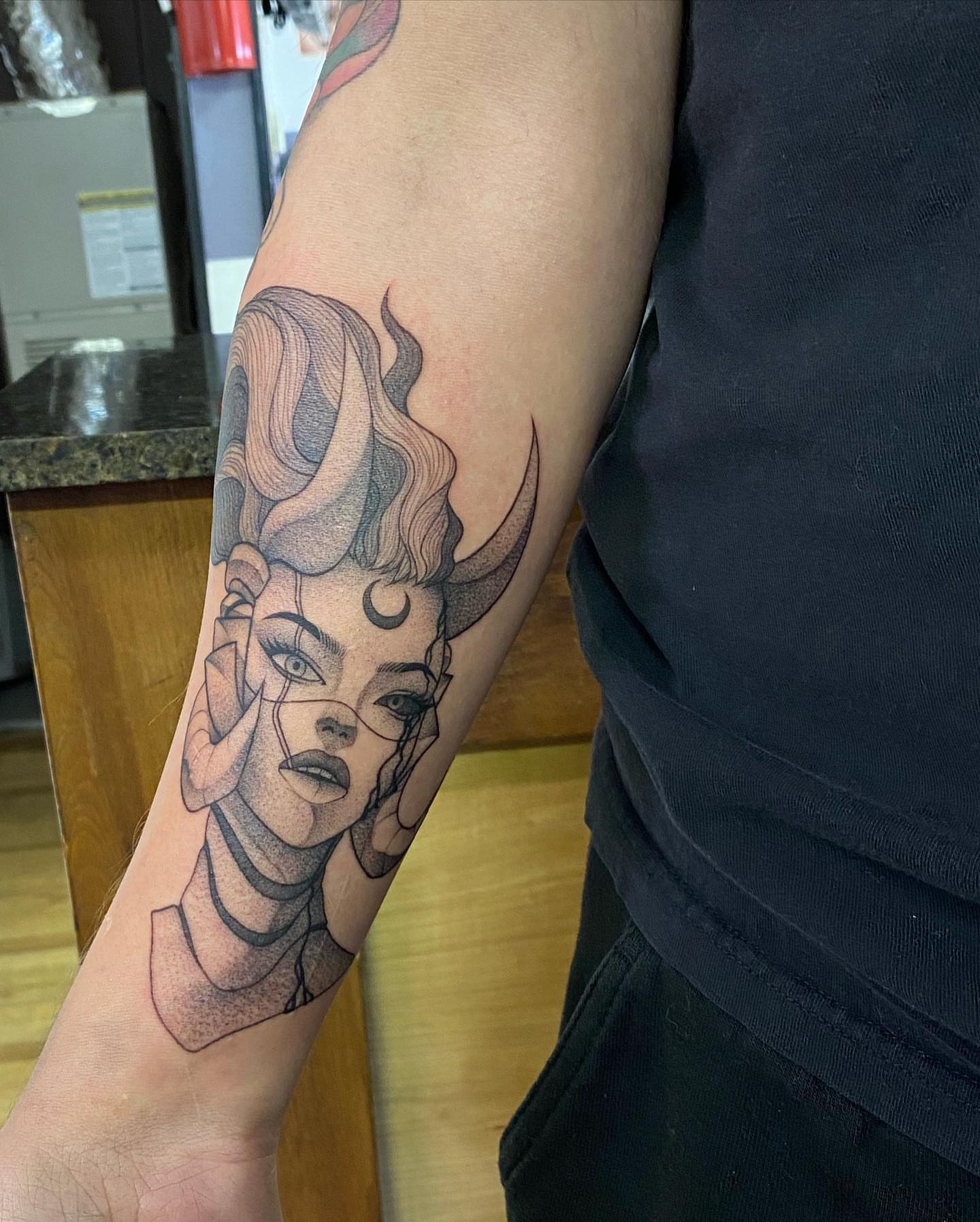 Tattoo by @lunafterdark.tattoos — dotwork, black_and_grey
