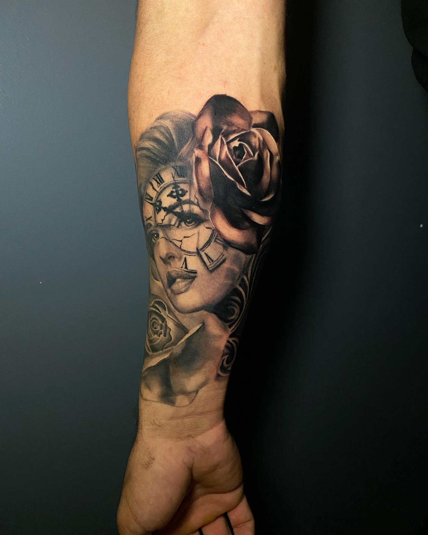 Clock woman realism tattoo on the forearm by Lindsey Lane, Dallas, Texas
