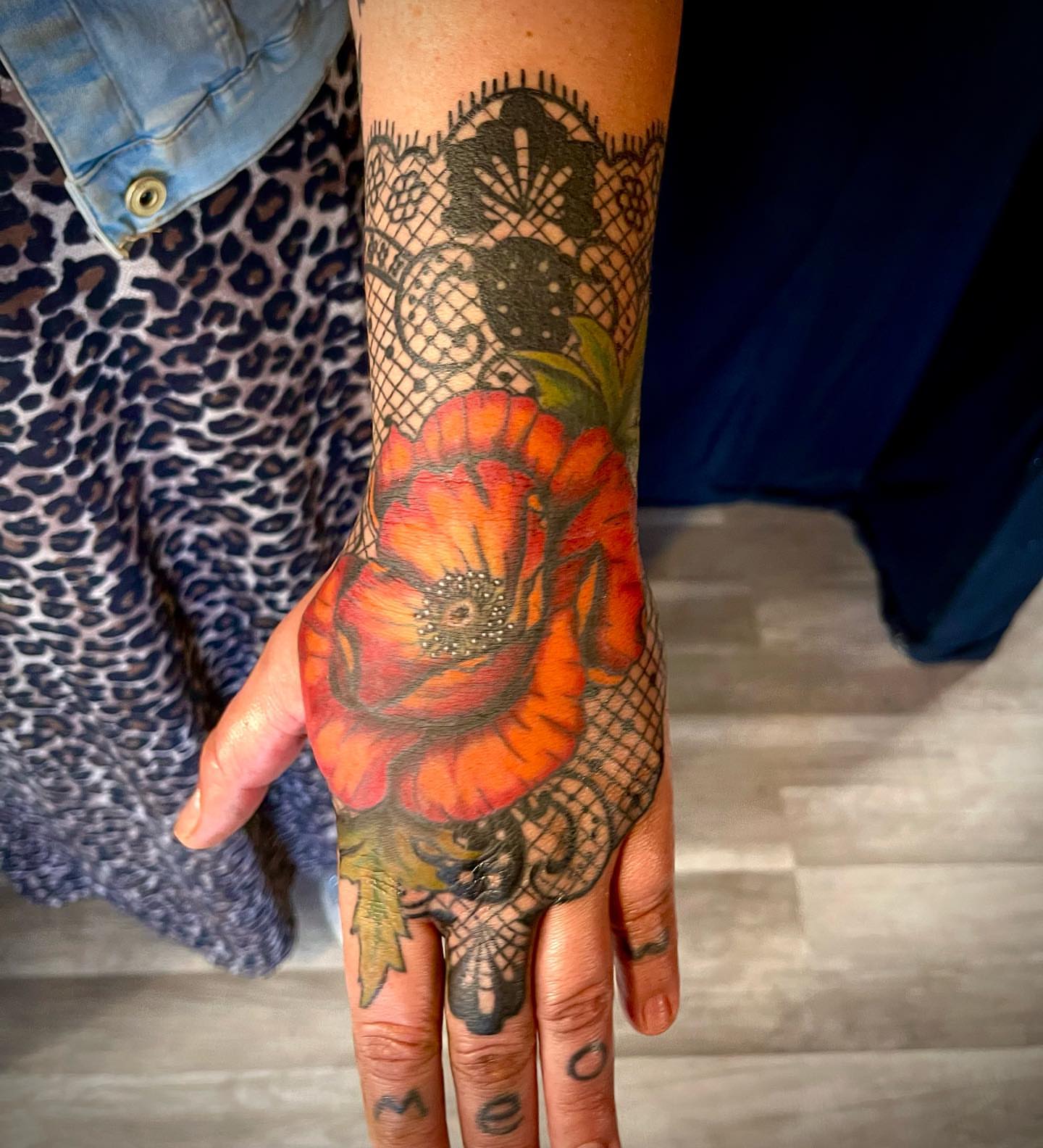 Tattoo by @alandapanda — american_traditional, dotwork