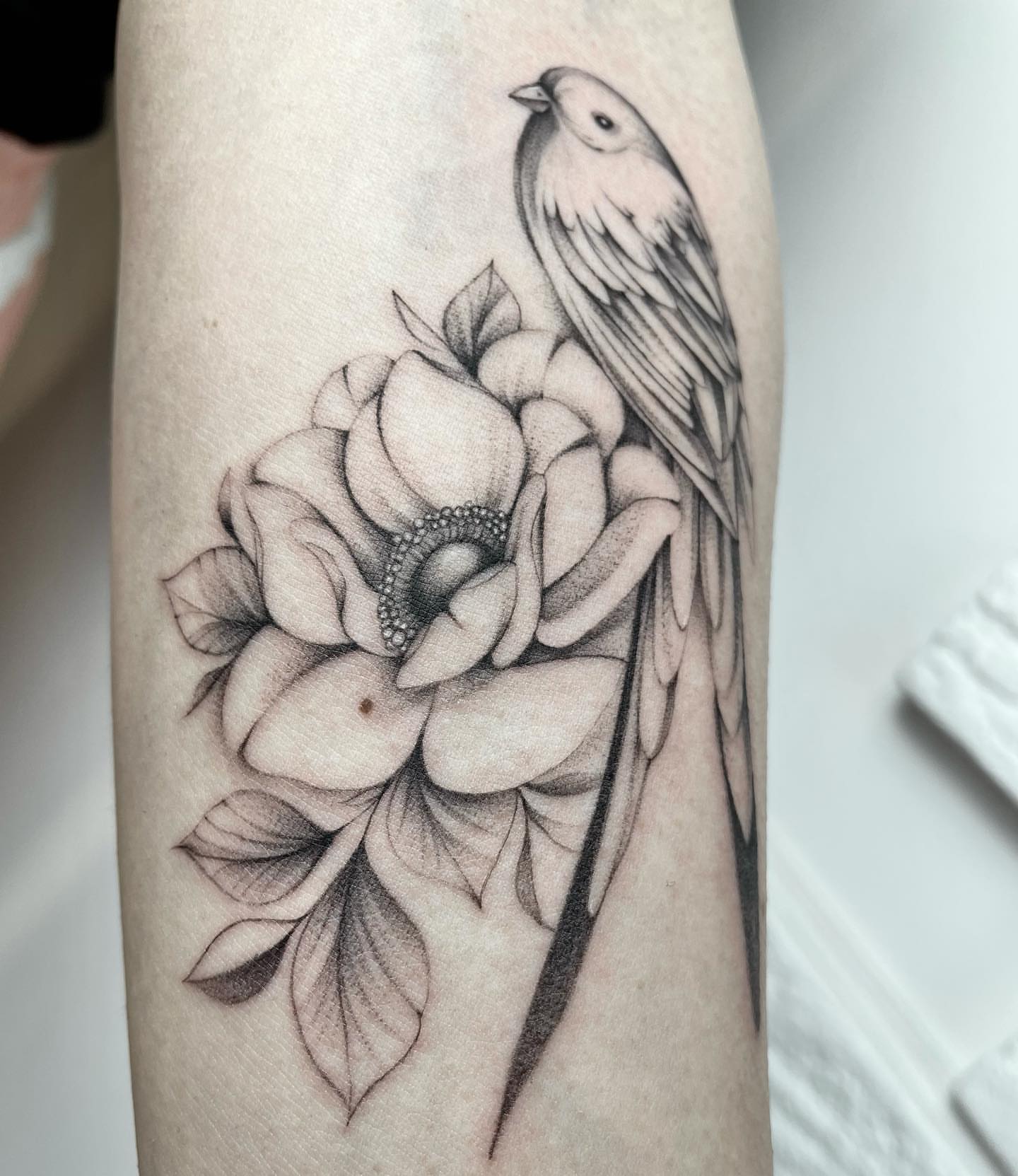 Tattoo by @tattoo__garden β black_and_grey, realism