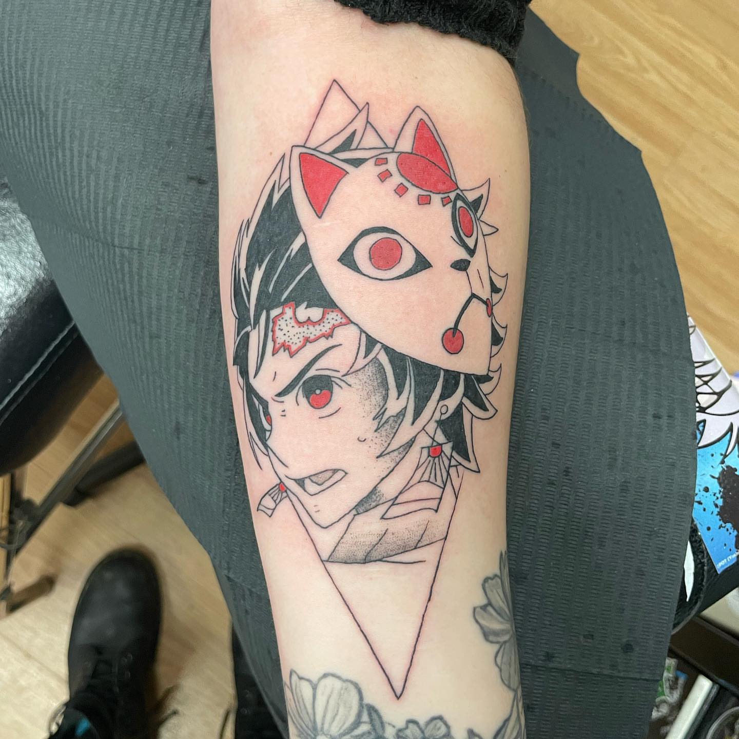 Tattoo by @b1ack_t4t β anime, dotwork