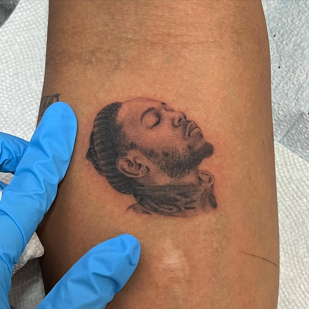 Tattoo by @lilianayaneth — realism, black_and_grey