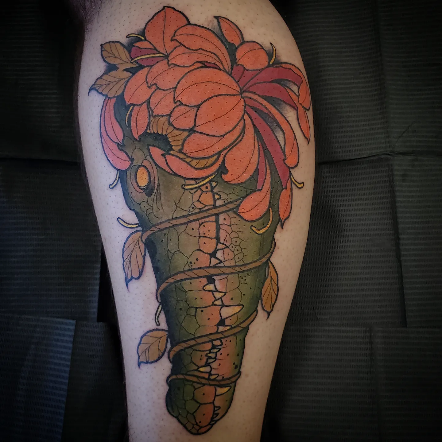 Flower cone neo-traditional tattoo on the thigh by Ben Friday, Phoenix, Arizona