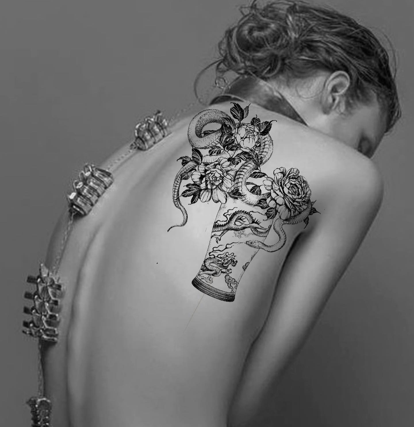 Snake and peony black and grey tattoo on the back by Zay - Realistic tattoo Artist