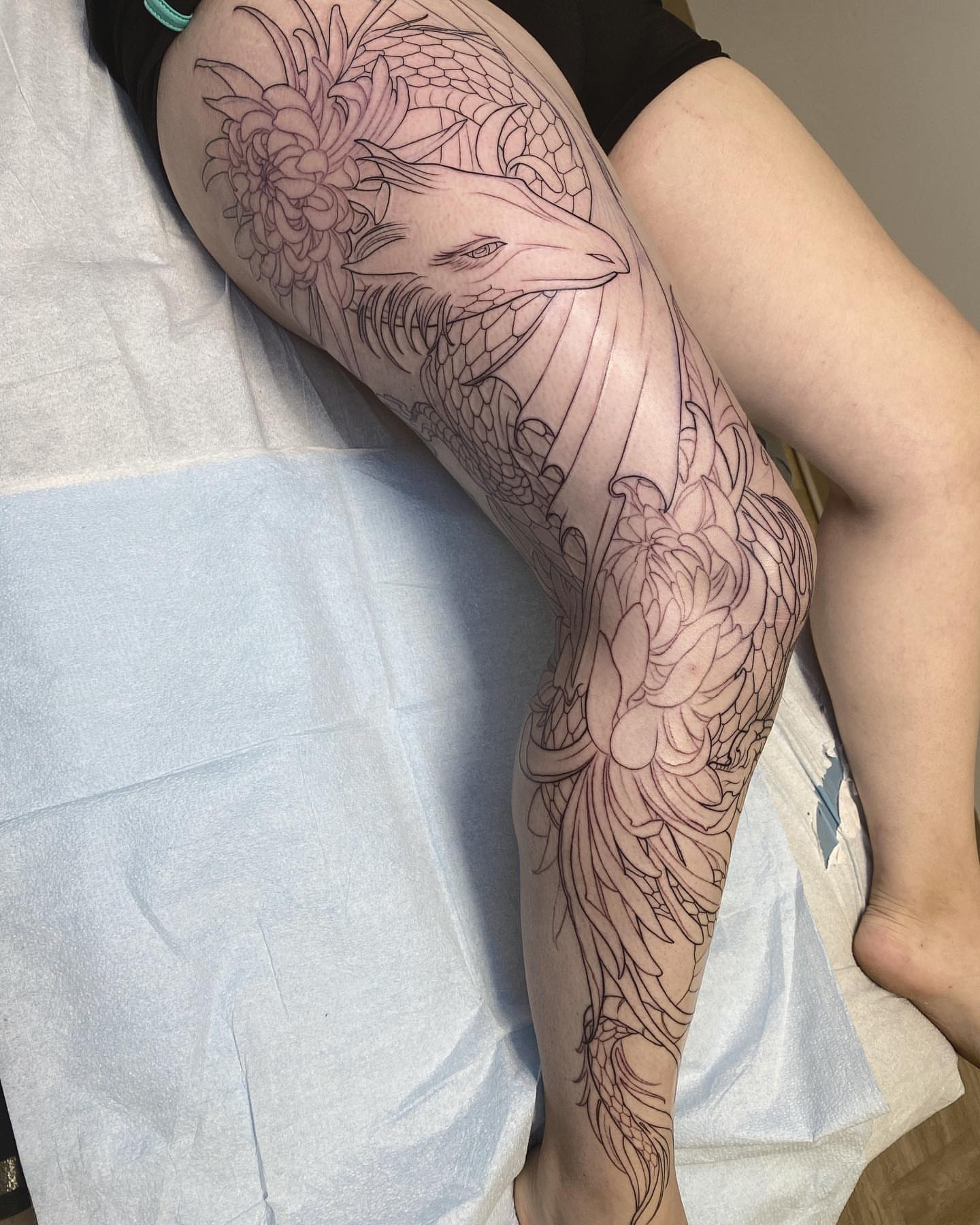 Tattoo by @delaneyink — black_and_grey