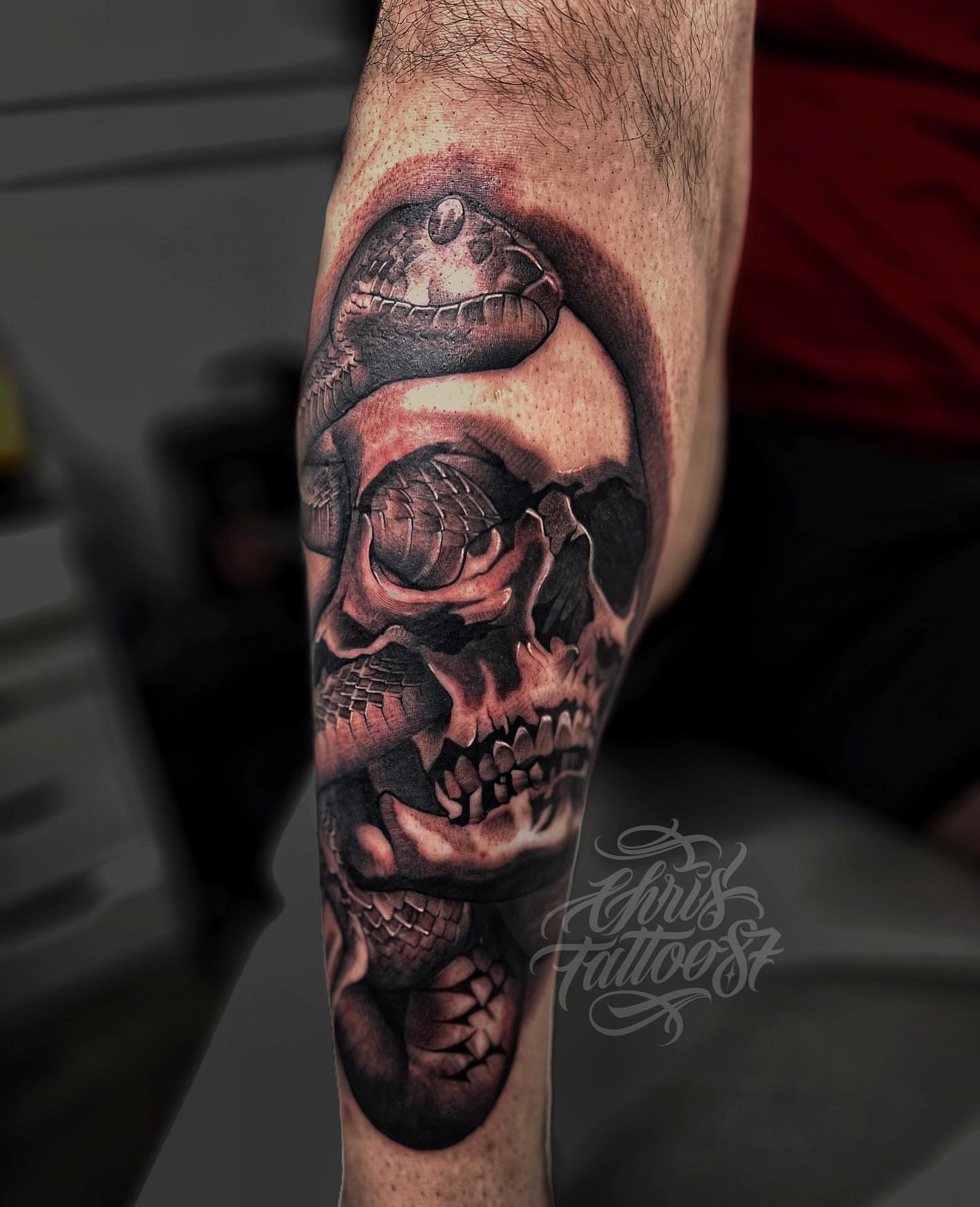 Skull realism tattoo on the forearm by chris tattoo