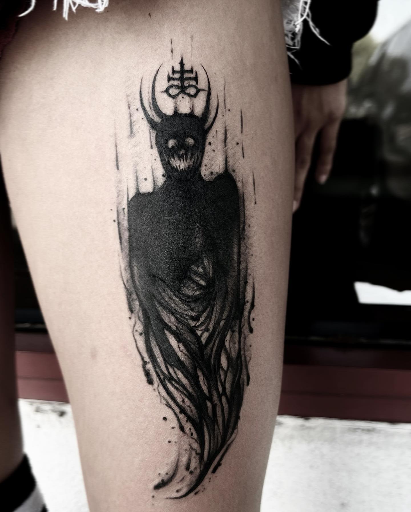 Skull with horns dark realism tattoo on the thigh by 𝖎 𝖆𝖒 𝖗𝖔𝖙𝖙𝖎𝖓𝖌 𝖜𝖎𝖙𝖍 𝖞𝖔𝖚