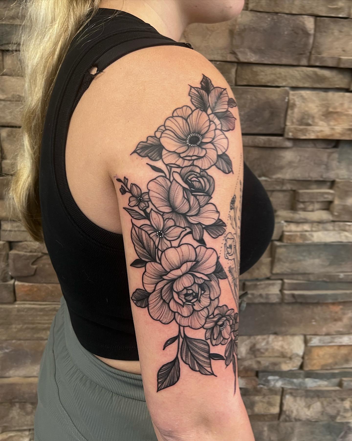 Tattoo by @cj.hurtado — black_and_grey