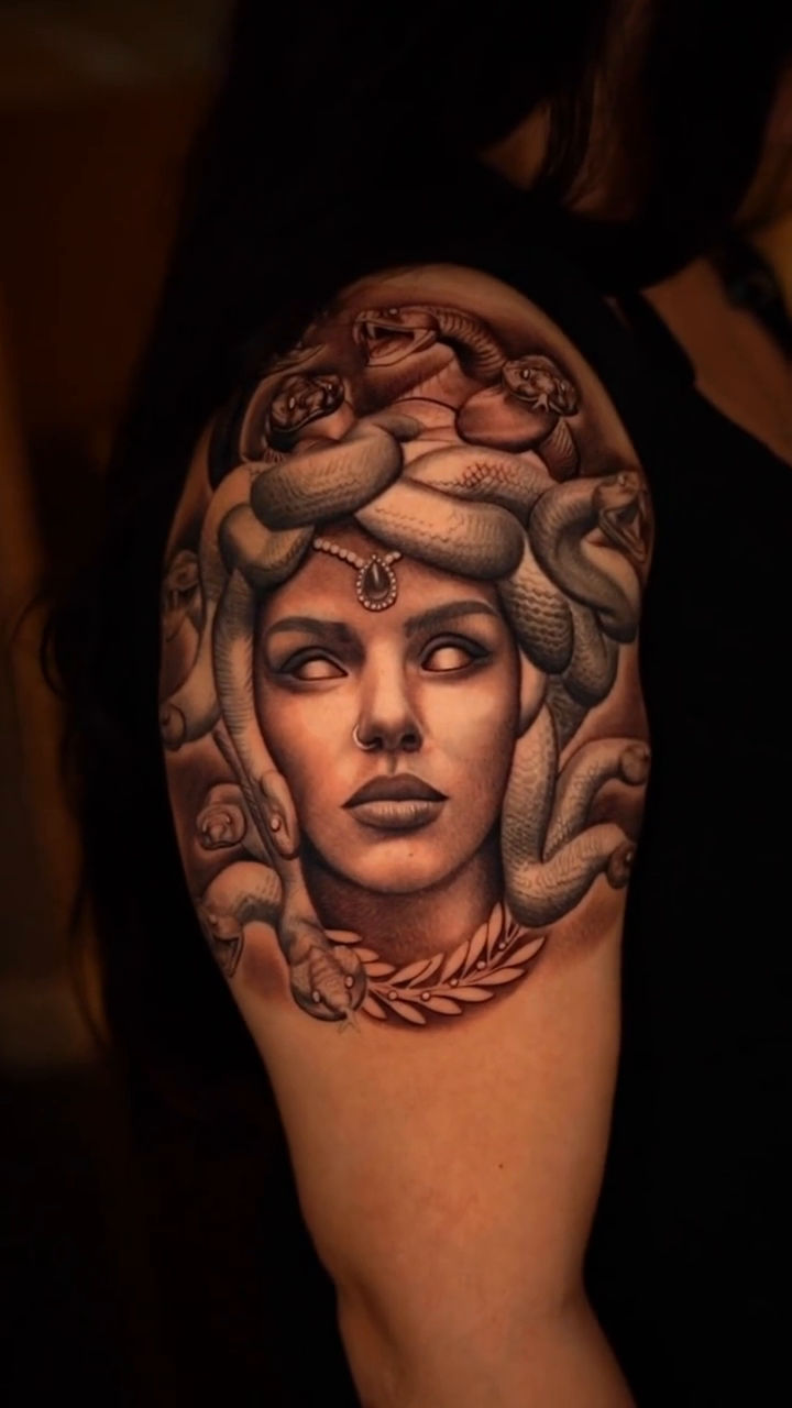 Medusa portrait realism tattoo by Alan Delarosa