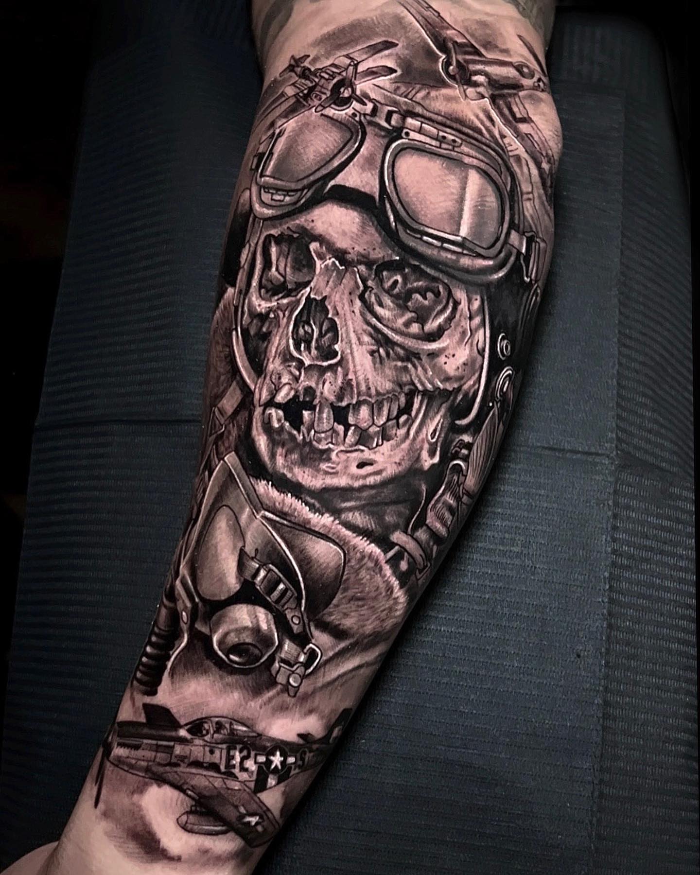 Aviator skull realism tattoo on the forearm by Henrry Bravo