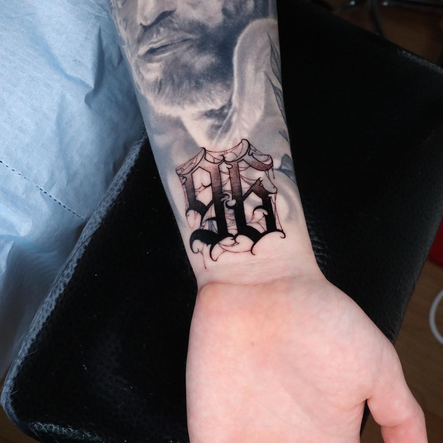 Tattoo by @hudiny_tattoo — black_and_grey