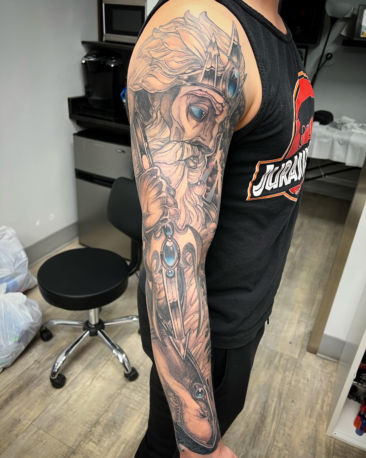 Tattoo by @fabianbaigueratattoo — realism, black_and_grey