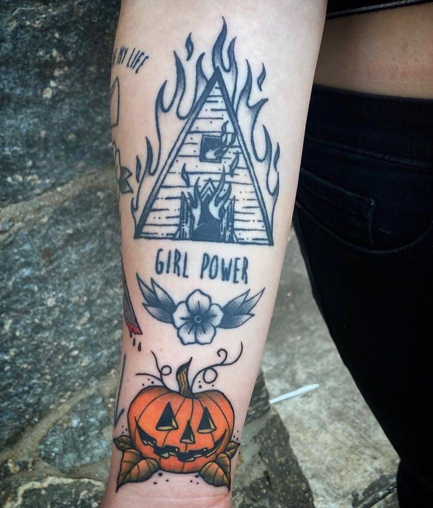 House fire neo-traditional tattoo on the forearm by โจ๐๐๐ฑ๐ฑ๐ฌ๐ฌ๐ฐ ๐๐ถ ๐๐ฏ๐ฆ๐ซโจ