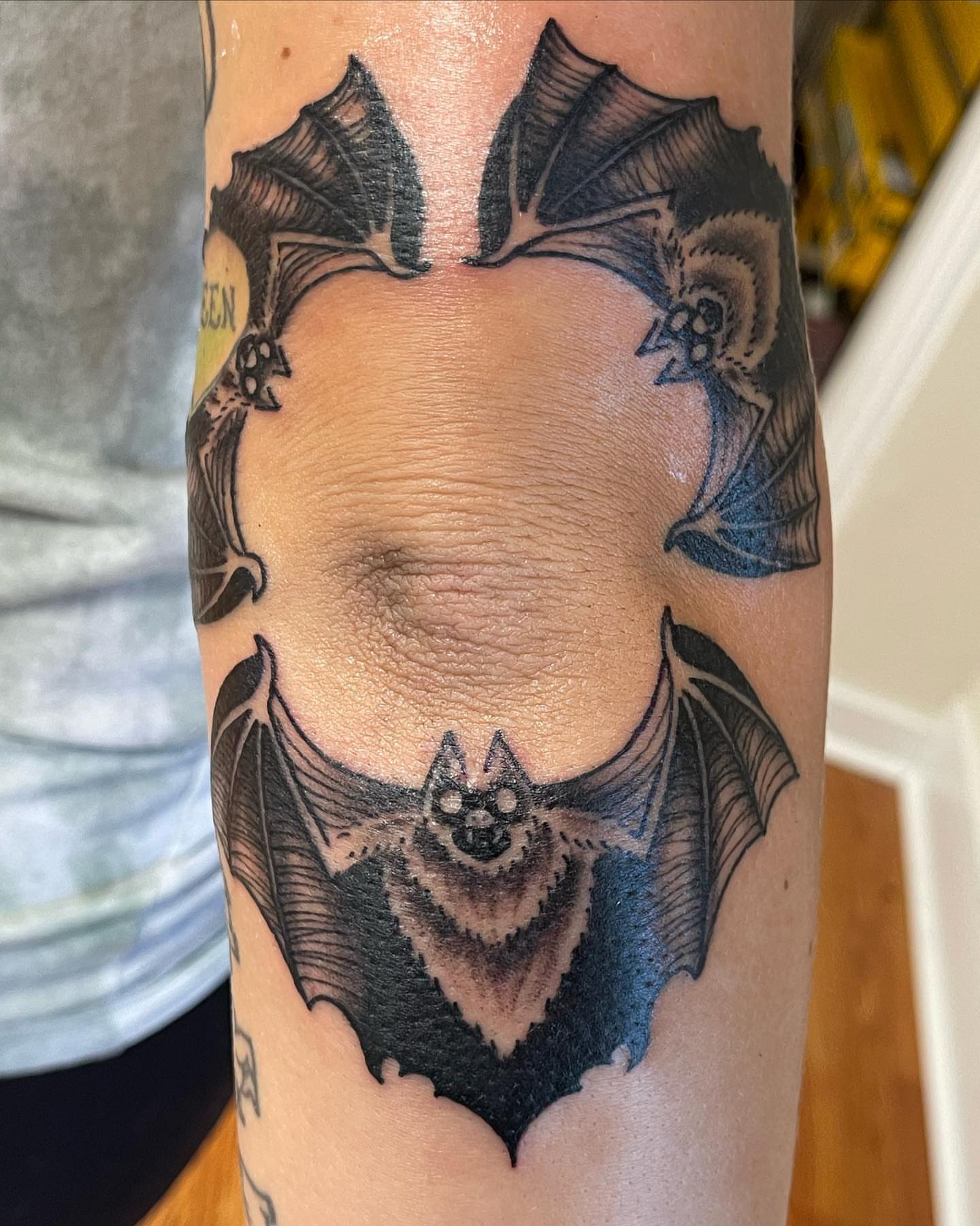 Tattoo by @tobiaztattooz — black_and_grey