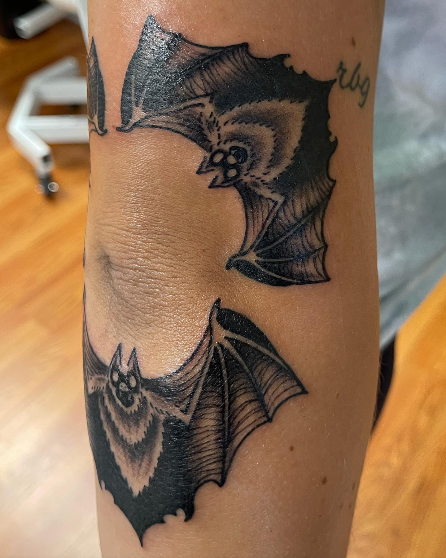 Tattoo by @tobiaztattooz — black_and_grey