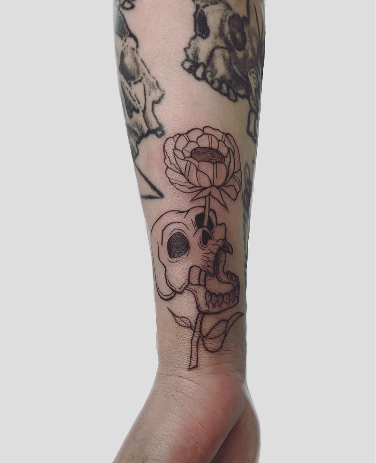 Tattoo by @mykymilk β black_and_grey