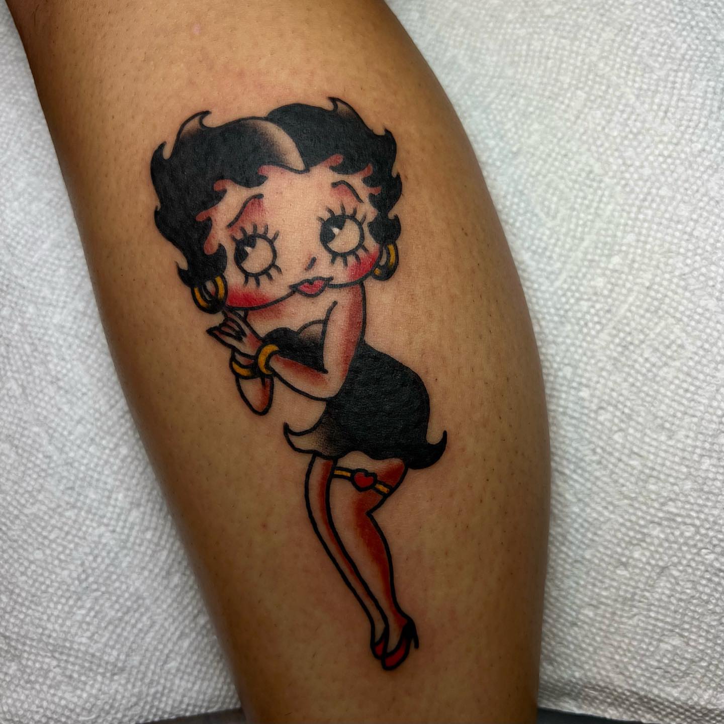 Betty Boop American traditional tattoo on the thigh by 🍓miranda joon bradbury🍓