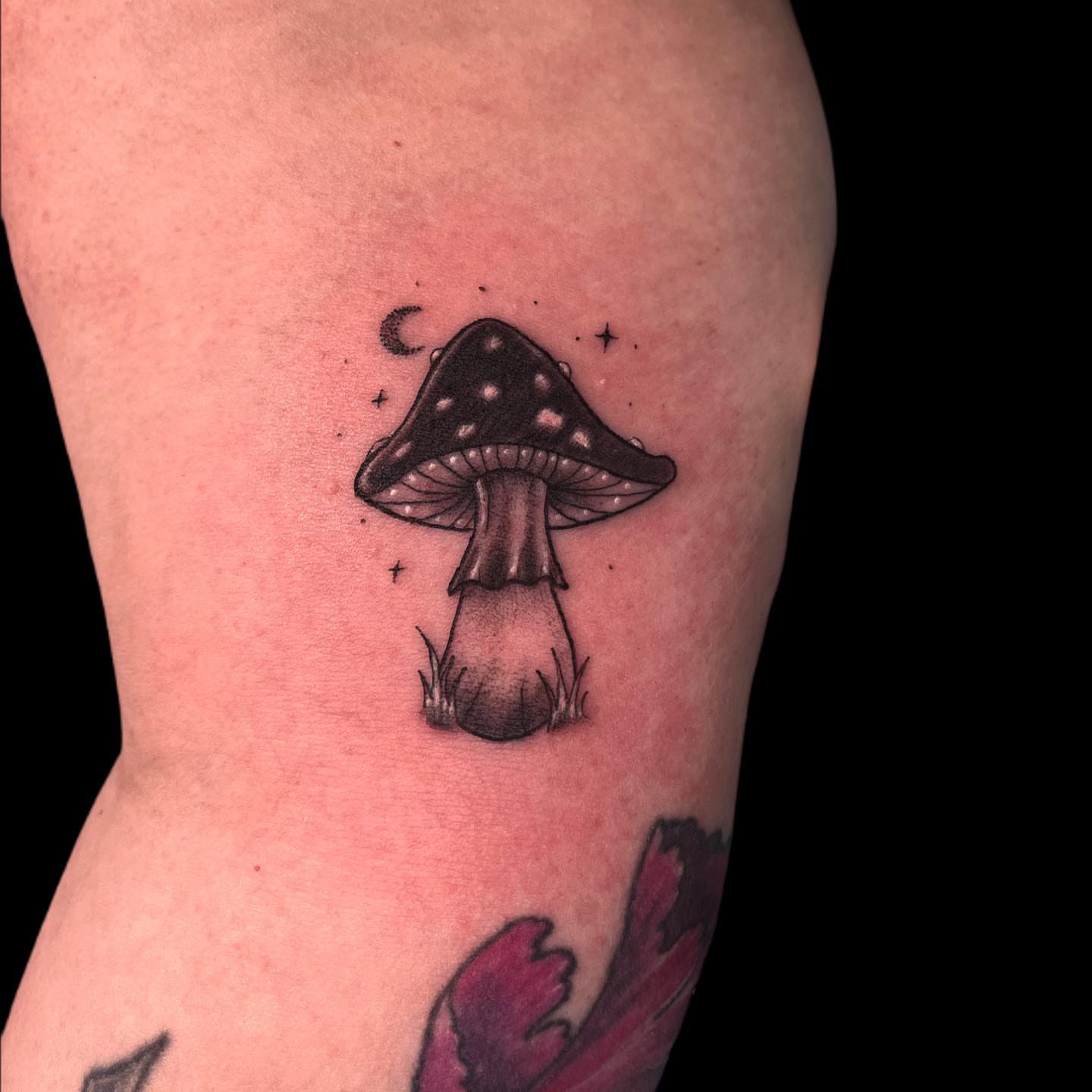 Mushroom dotwork tattoo on the forearm by πΊπππππ βΎ π»πππππ π¨πππππ