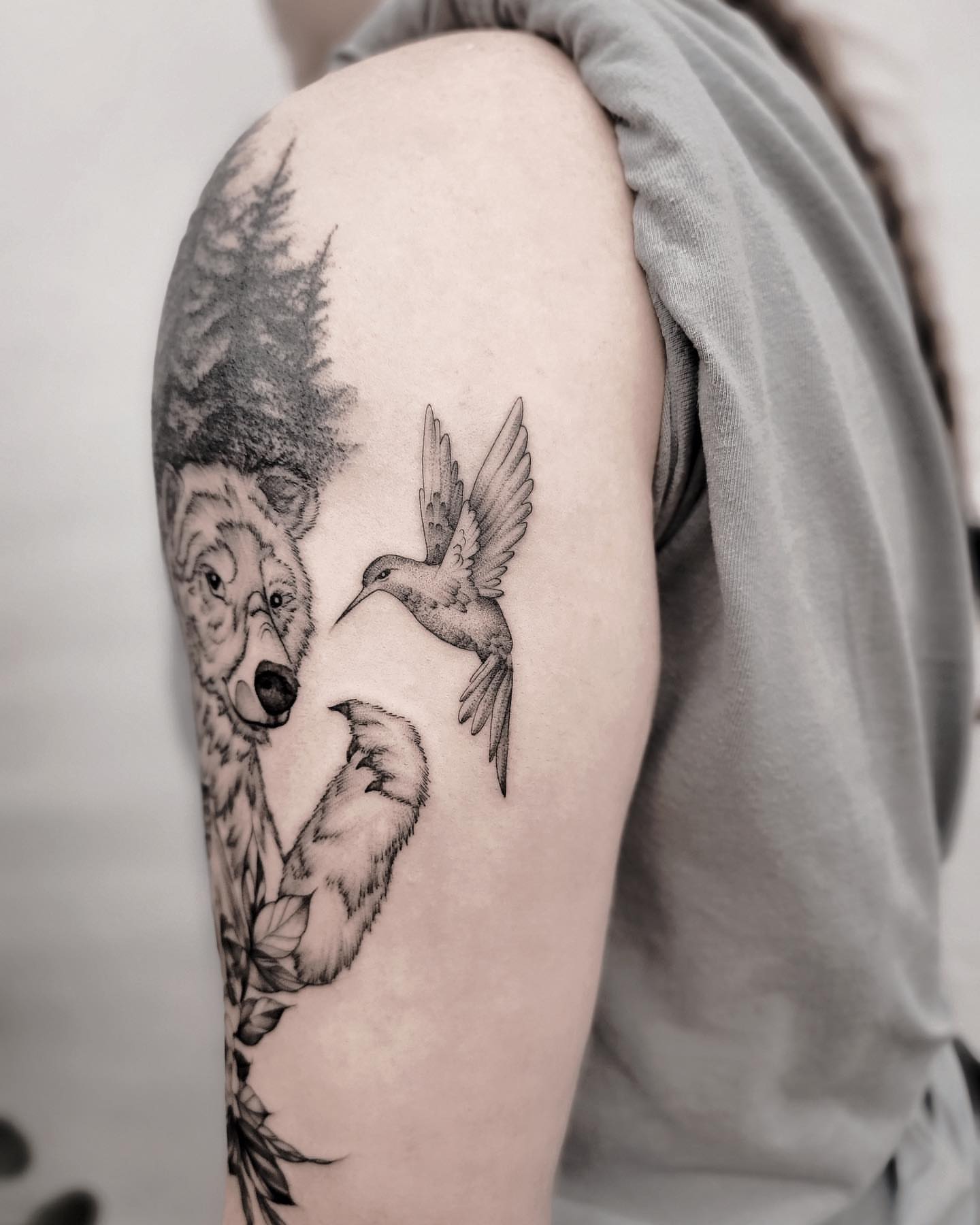Tattoo by @houstontattooartist_miketran — dotwork, realism