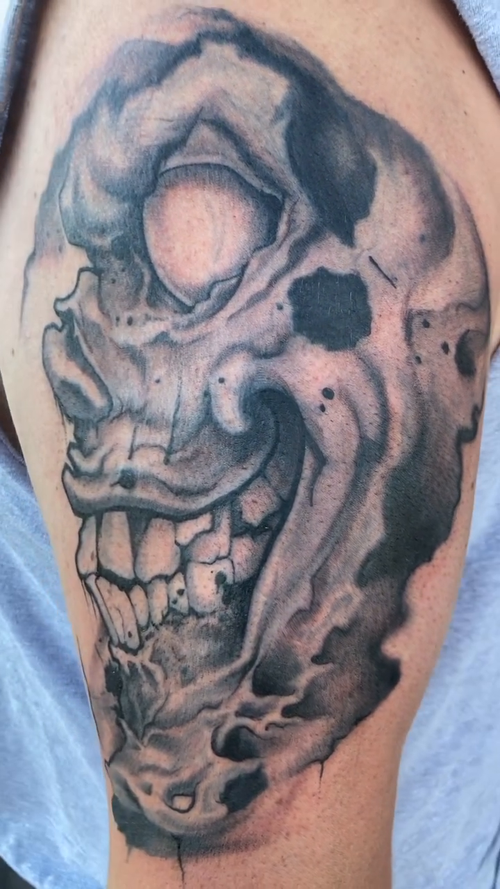 Skull realism tattoo by Hot Dawg