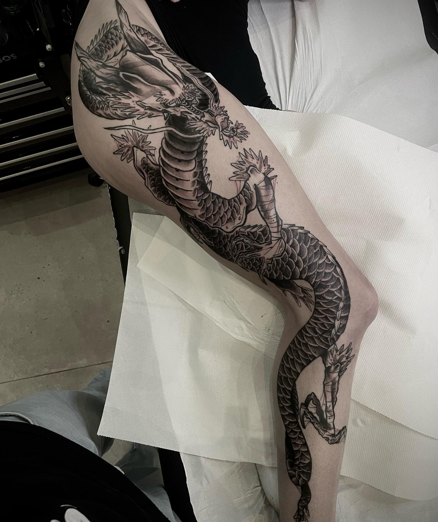 Tattoo by @tristvn_ttt — black_and_grey, japanese_irezumi