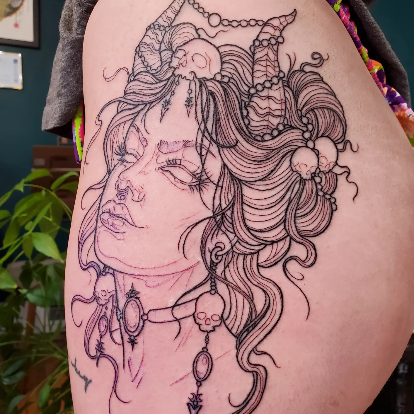 Tattoo by @erinrietzetattoo — black_and_grey, realism