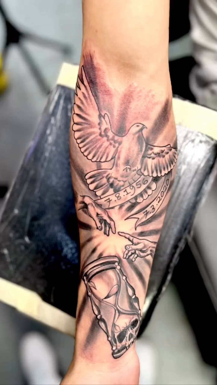 Tattoo by @alfontattoo_ink — realism, black_and_grey
