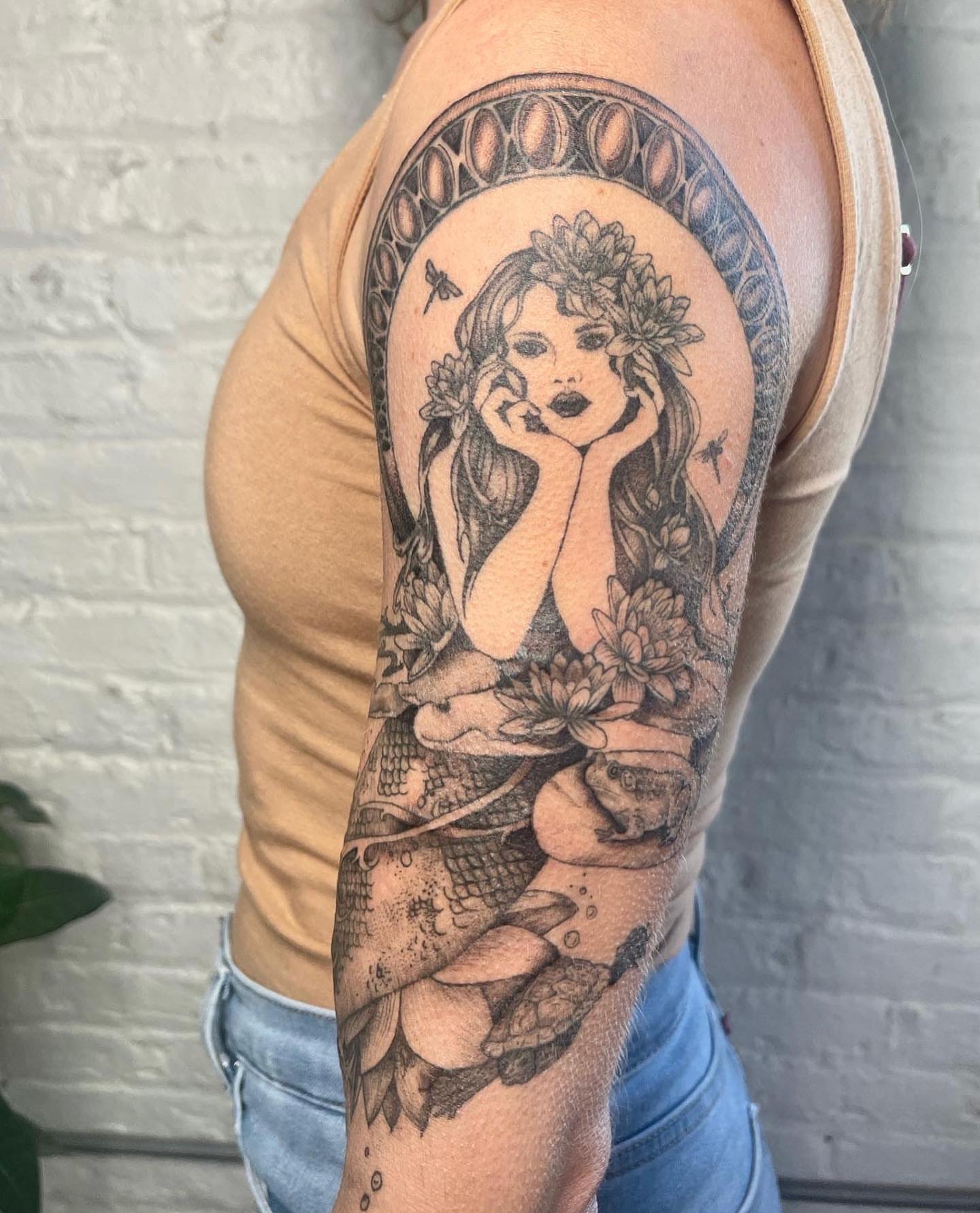 Tattoo by @artbyalyssacarbonara β black_and_grey, realism